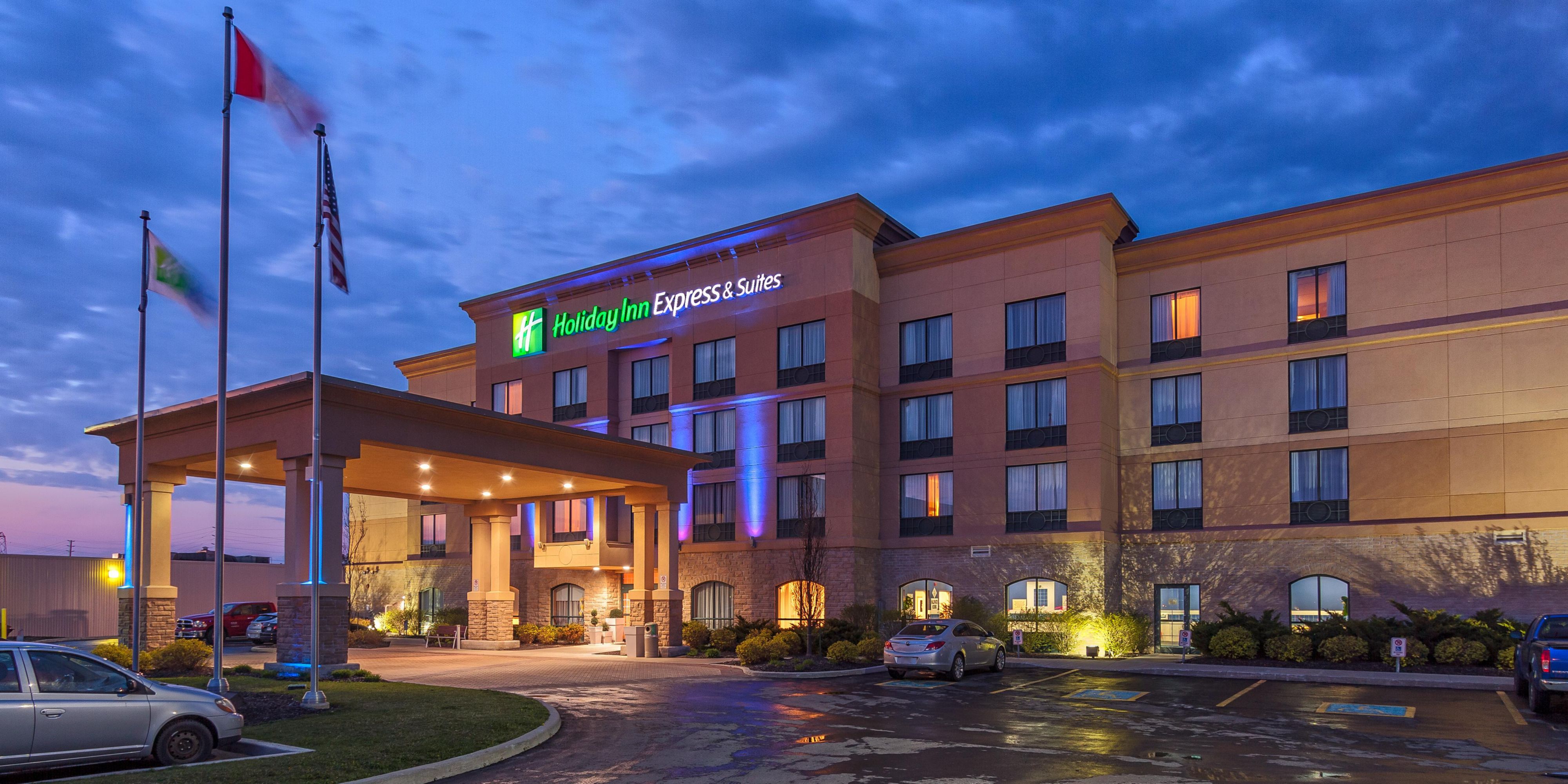 Holiday Inn Express & Suites Belleville