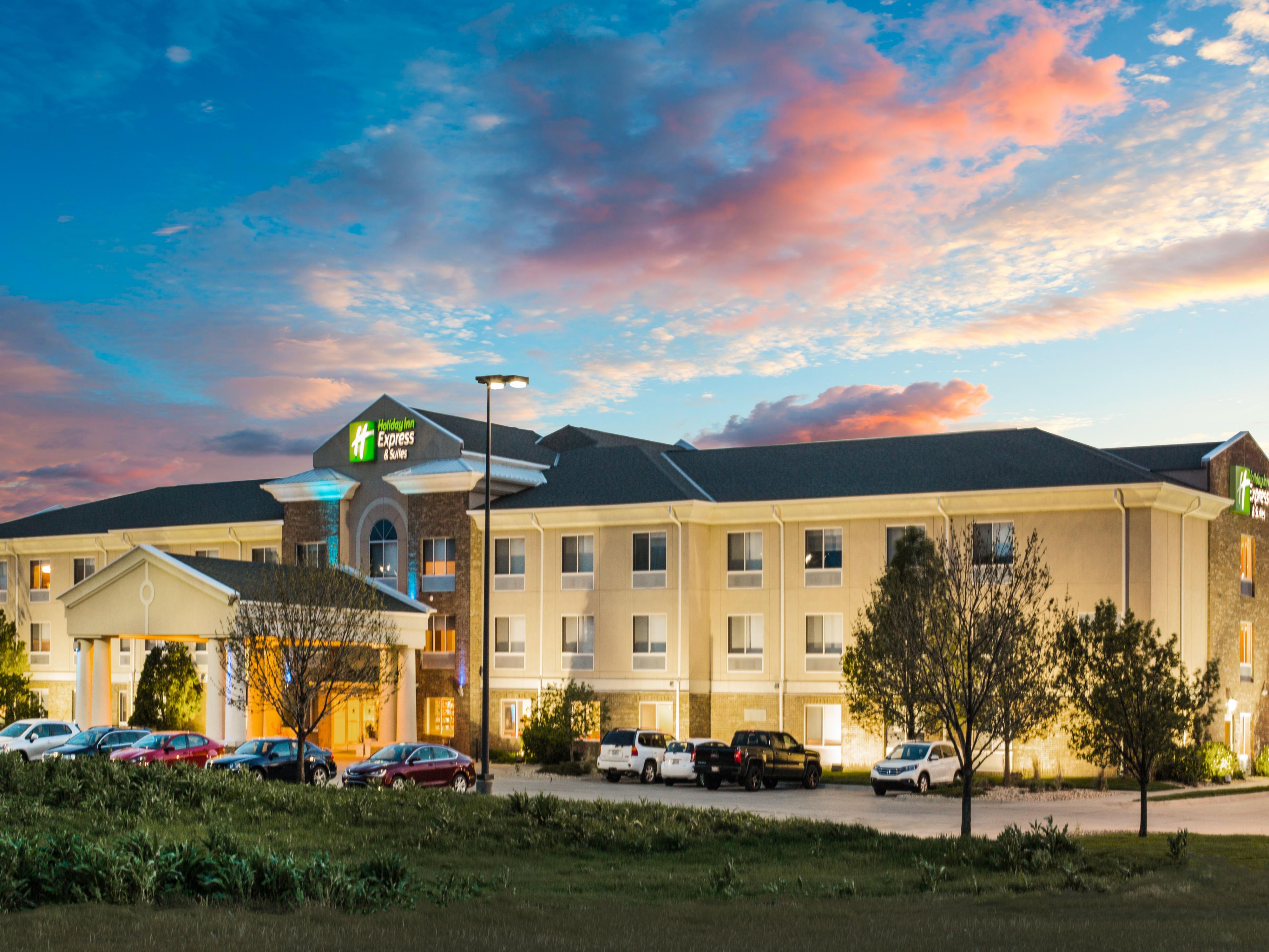 We offer amenities to make your stay as comfortable and convenient as possible. Unwind in our heated indoor pool, keep up your workout routine in our 24-hour fitness center, and plan an event in our meeting room. Our Bellevue, NE, hotel has all the essentials you need and more.   
