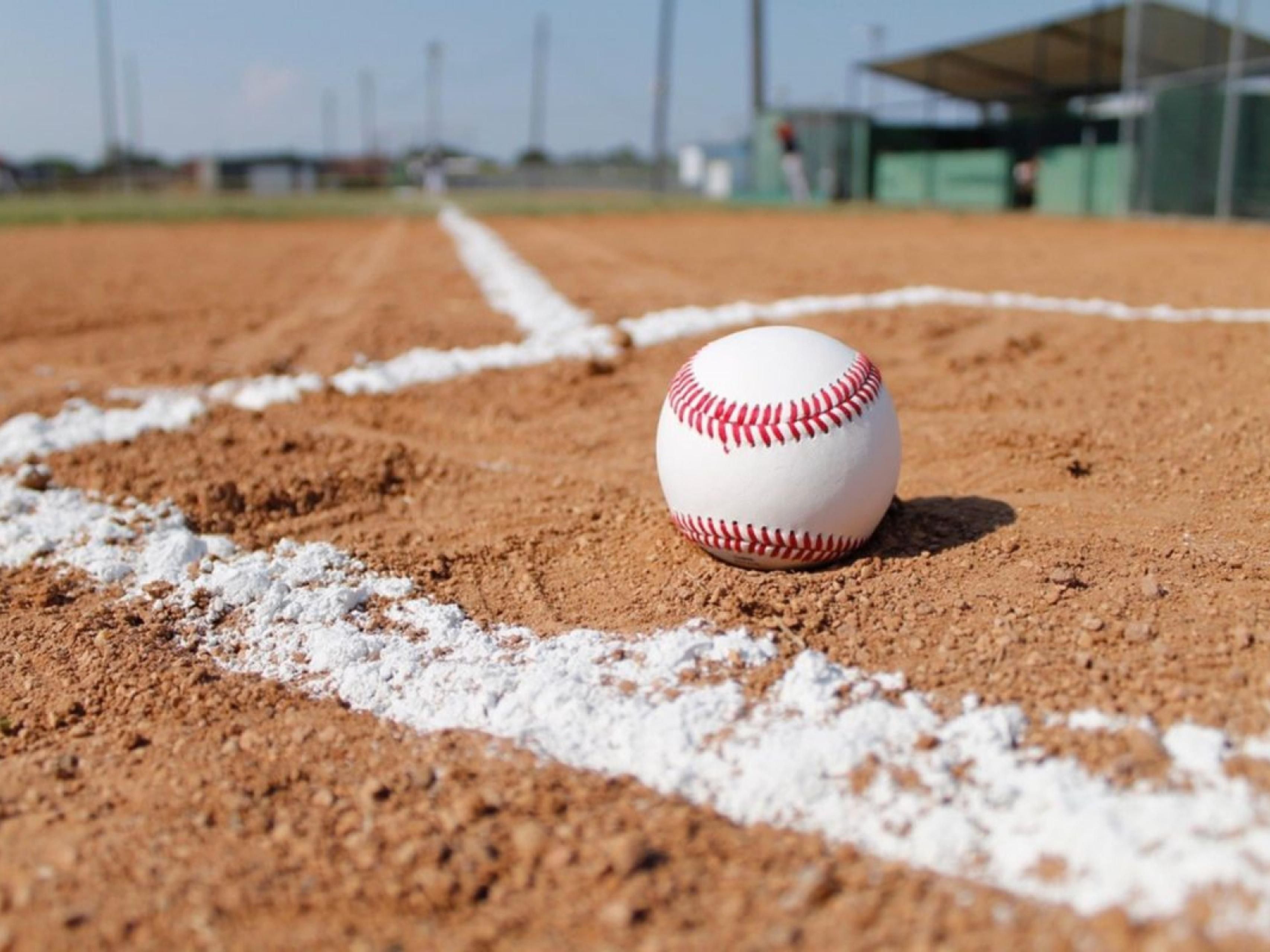 Grab some friends or bring the family and enjoy MLB Cincinnati Reds Baseball!