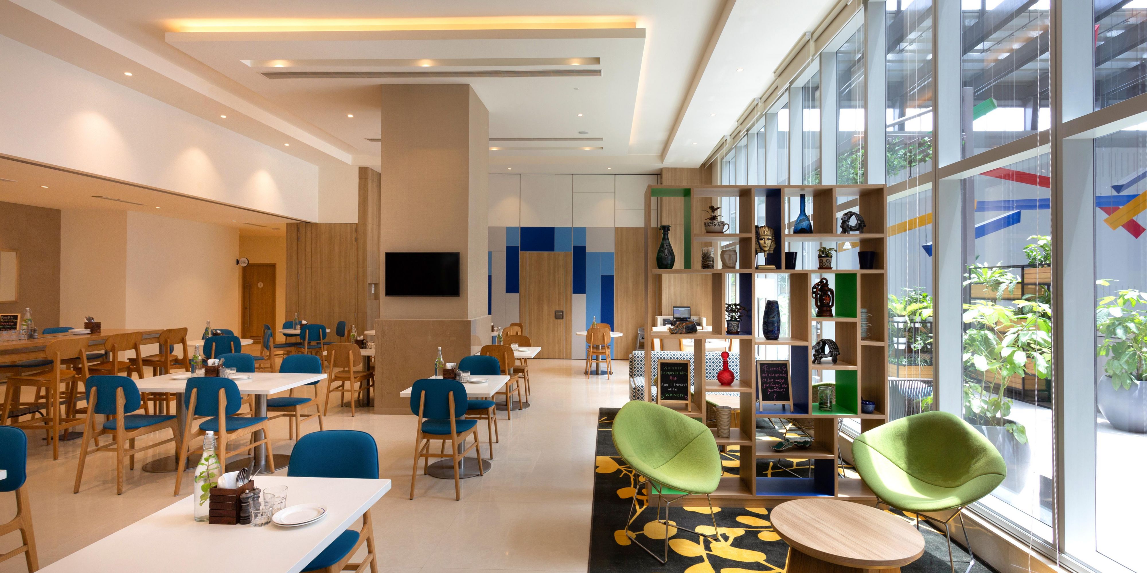 Our All Day Dining restaurant, Great Room has a multi cuisine A La Carte menu and servers daily breakfast, dinner buffet and weekend brunch and an exhaustive bar menu.