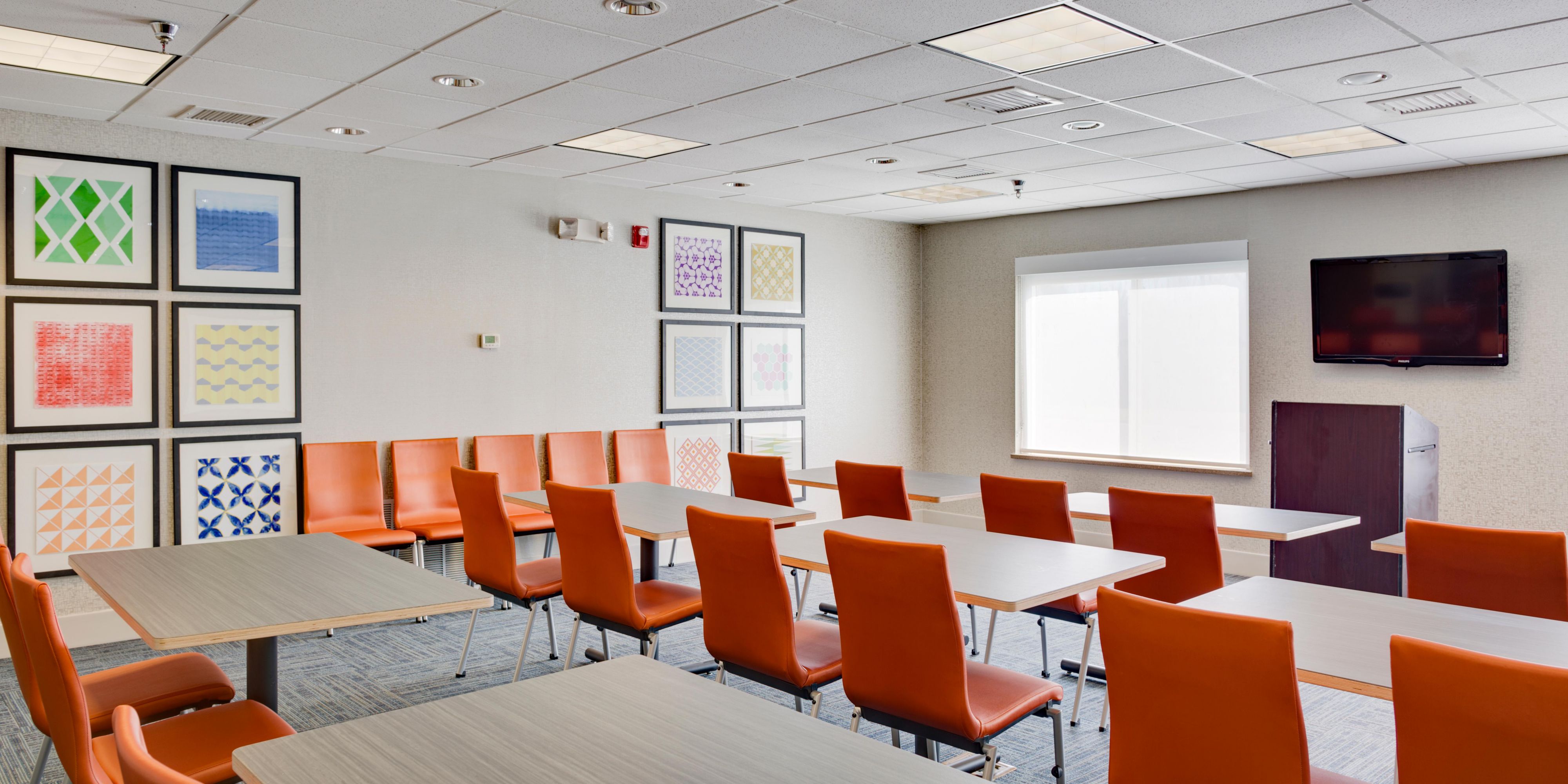 Host a formal business meeting or a unique special occasion in our versatile meeting space. Our hotel offers 576 sq. ft. of space, catering options, and event planning experts. Contact our Sales Office for your next event.