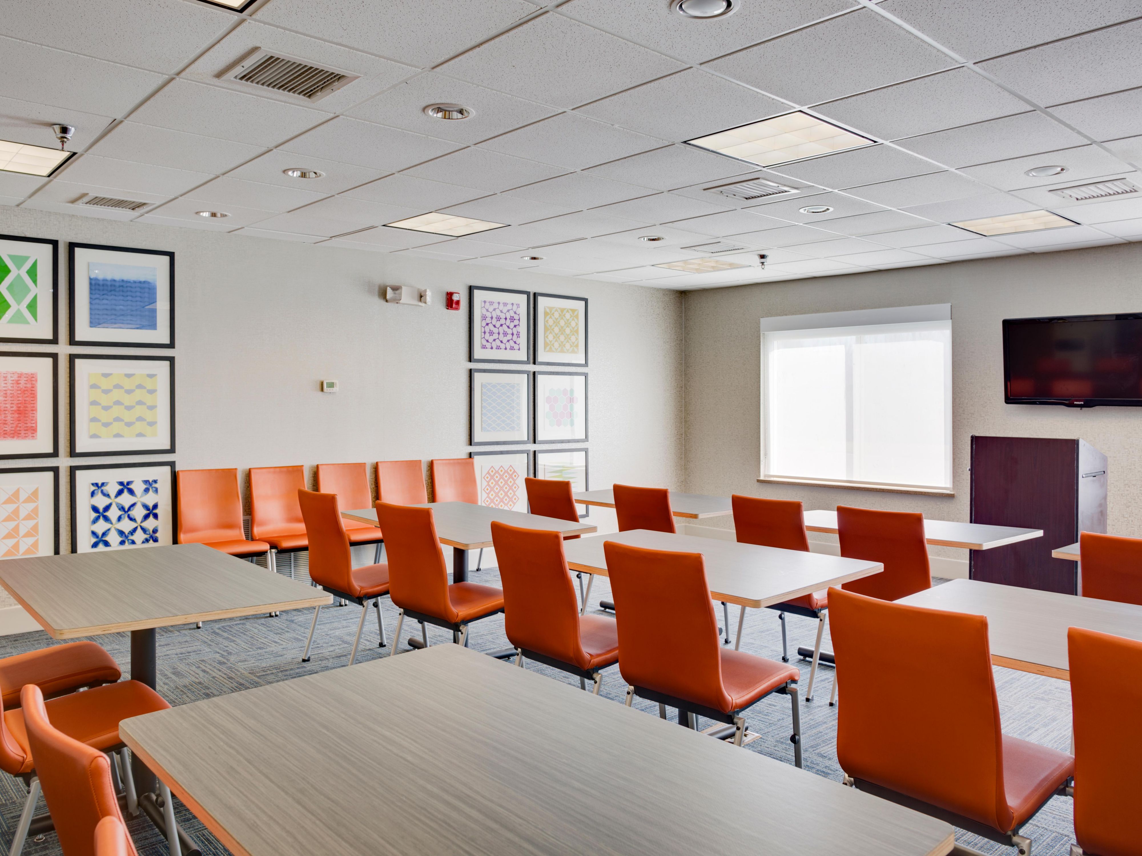 Host a formal business meeting or a unique special occasion in our versatile meeting space. Our hotel offers 576 sq. ft. of space, catering options, and event planning experts. Contact our Sales Office for your next event.