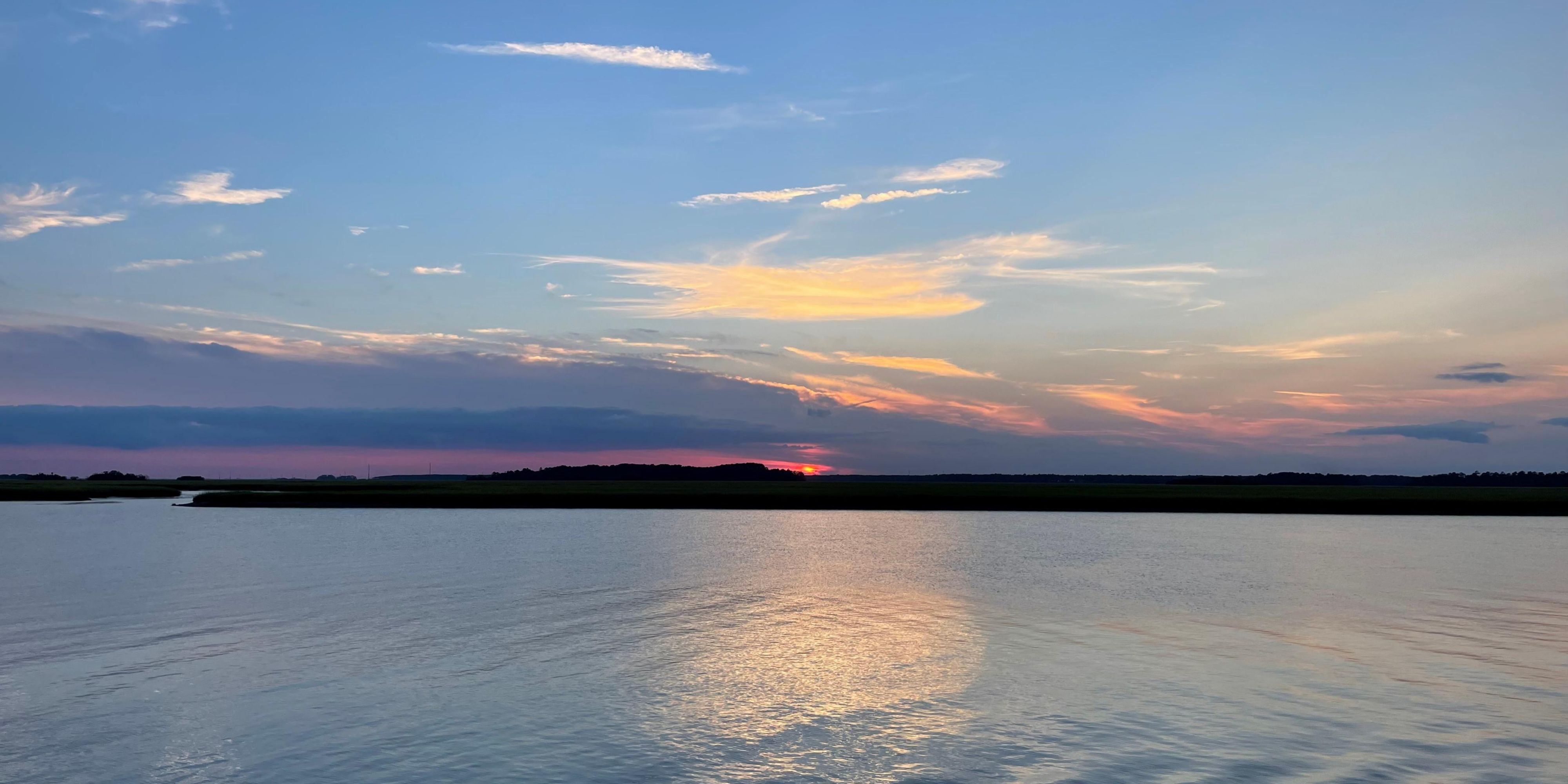 Play in the sand, frolic in the surf, walk along the sandy shores of the Atlantic Ocean and bask in more than 12 miles of some of the best beaches in the United States on Hilton Head Island. The Holiday Inn Express is located just 10 minutes from the Island Entrance, so book your next stay with us today!