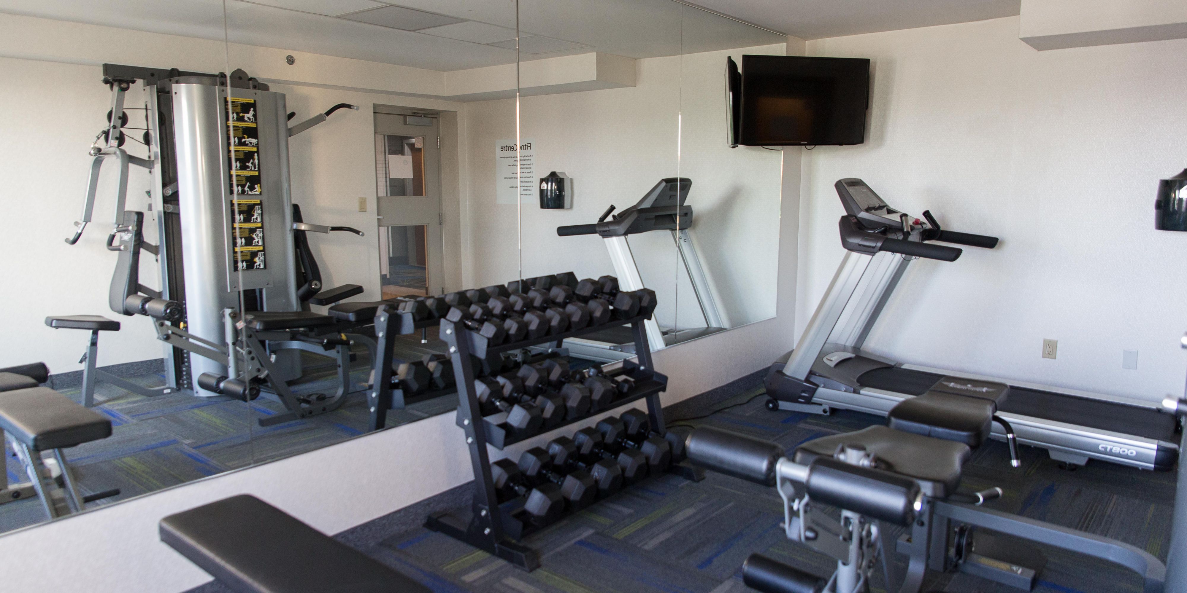 Our hotel features two fitness centers, with a great variety of equipment, suitable for any type of workout. We've got several cardio options including treadmills, elliptical and recumbent bikes. We also have a full set of dumbbell free weights up to 50 lbs and more!