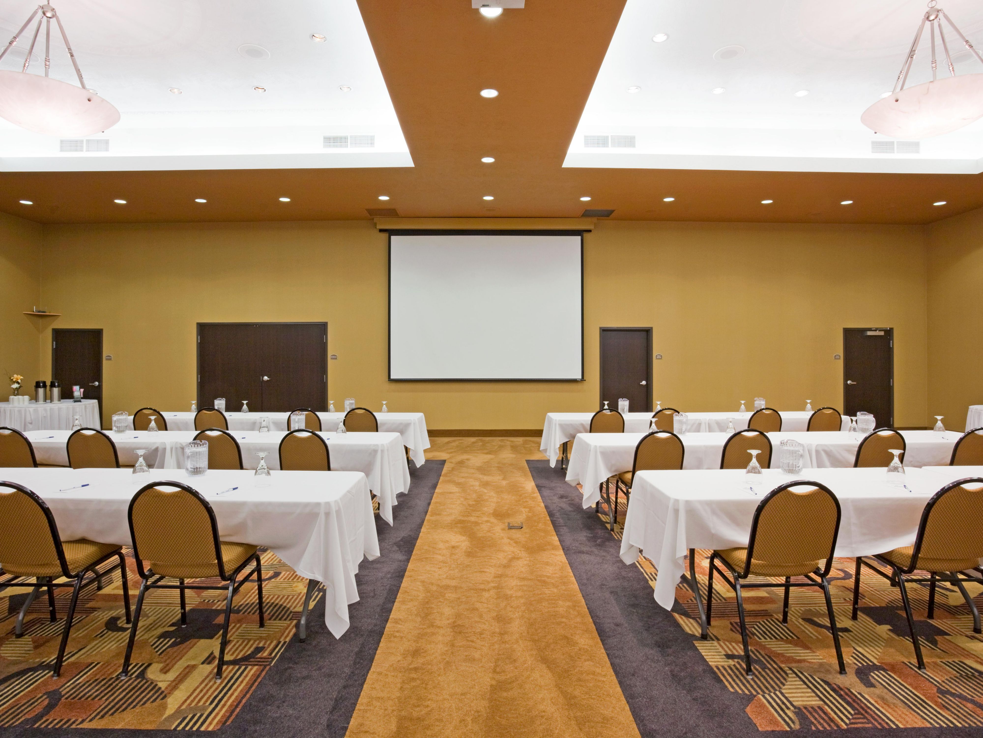 Events and Meeting Space in Brandon | Holiday Inn Express & Suites