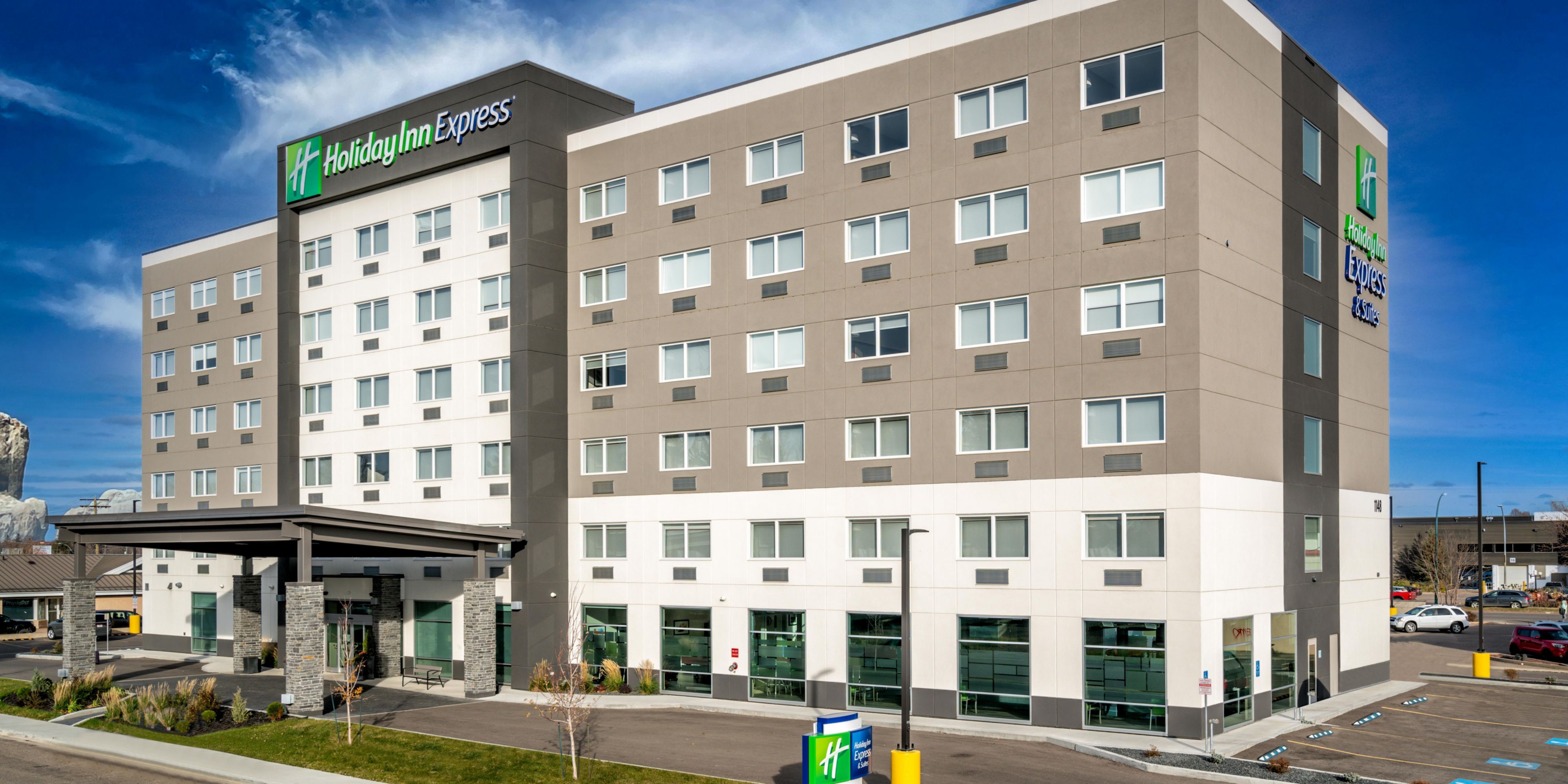 Holiday Inn Express & Suites Brandon