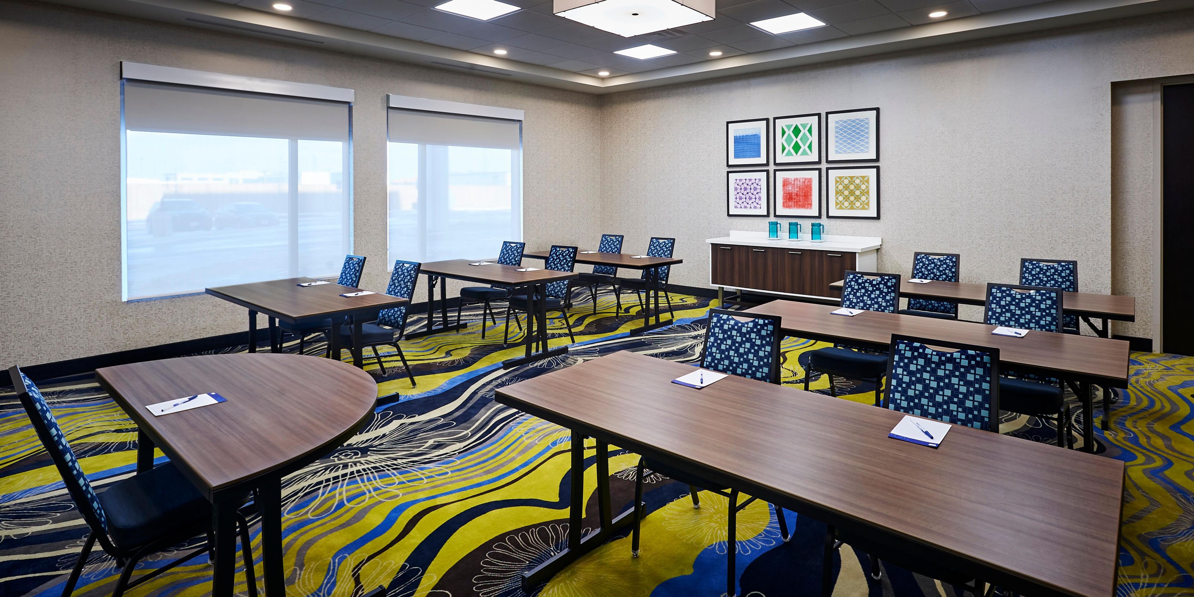 Holiday Inn Express & Suites Brantford features 2 meeting rooms with large windows filled with natural light. Customize your meeting with a variety of catering options and have your attendees arrive and connect with ease with complimentary parking and Wi-Fi for all. Contact us today for more information!