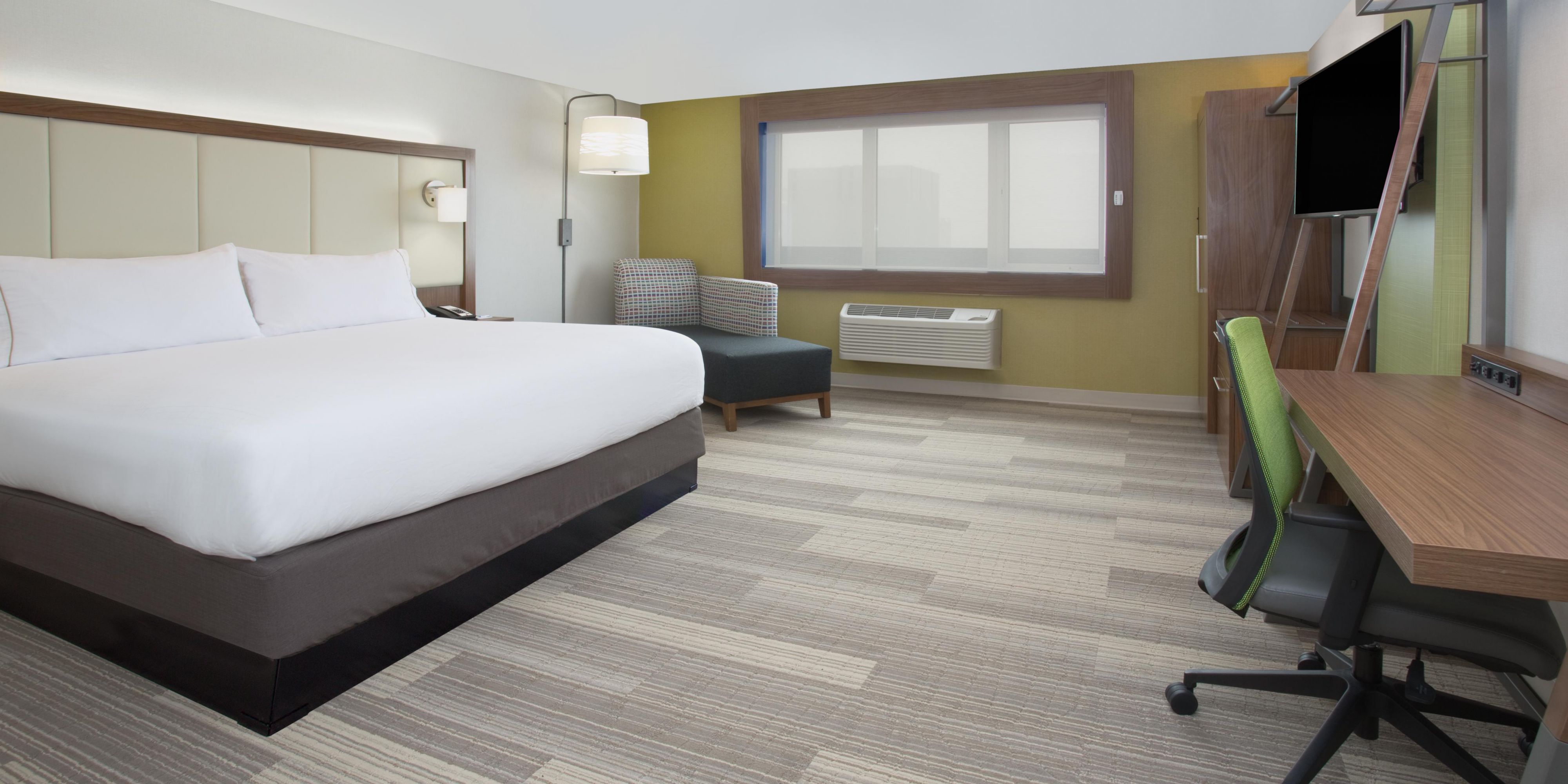 Rest easy and get a great night’s sleep with our Express Recharge, featuring plush duvets and choice of firm or soft pillows.
