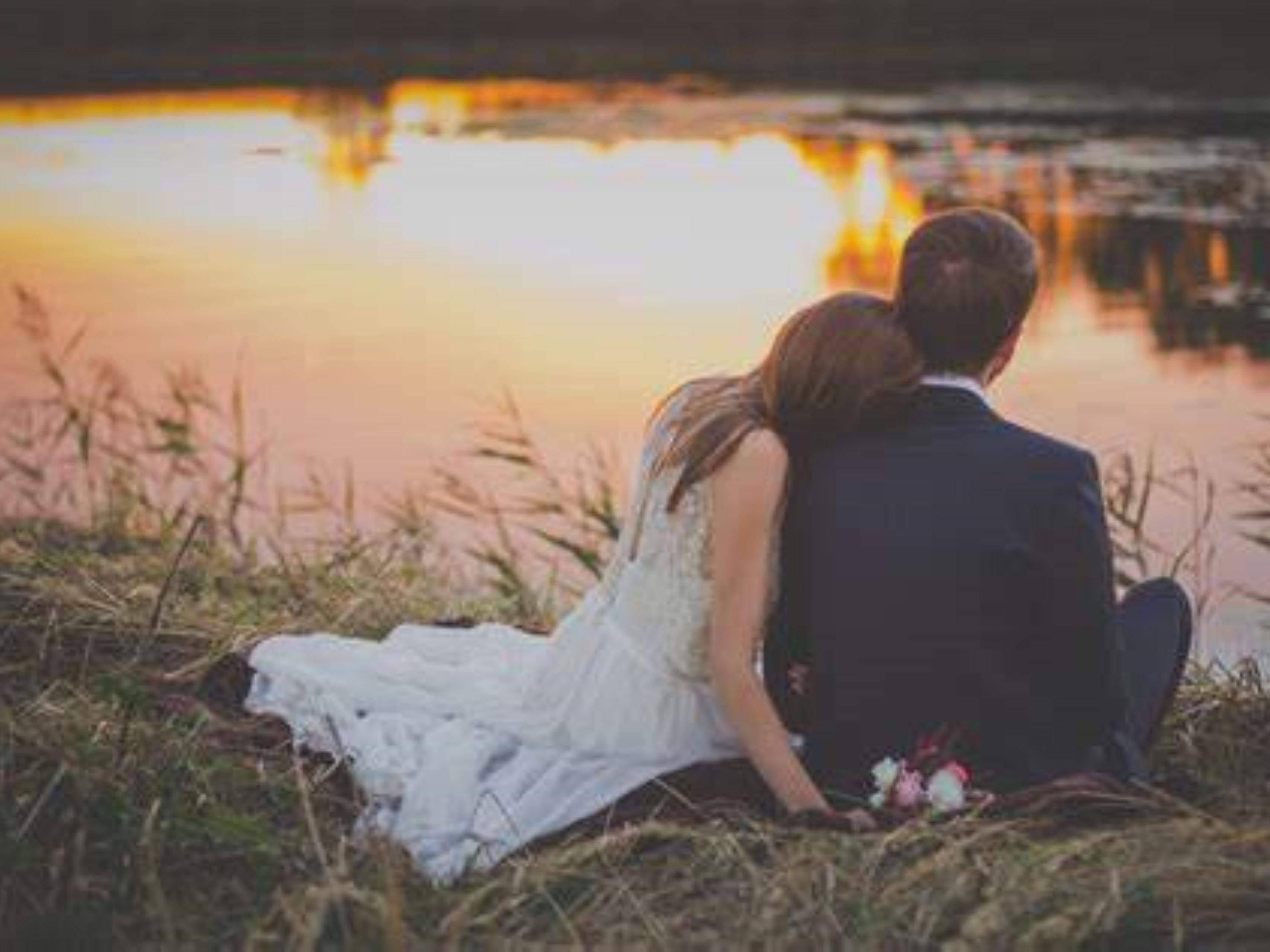 Our beautiful new hotel can accommodate your wedding guest room needs.  We are located close to downtown Brevard where your guests can enjoy all Brevard has to offer.  Close to theaters, restaurants, museums, and so much more.