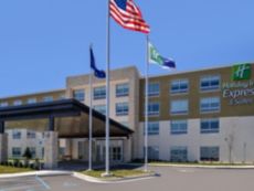 Holiday Inn Express & Suites Brighton South - US 23