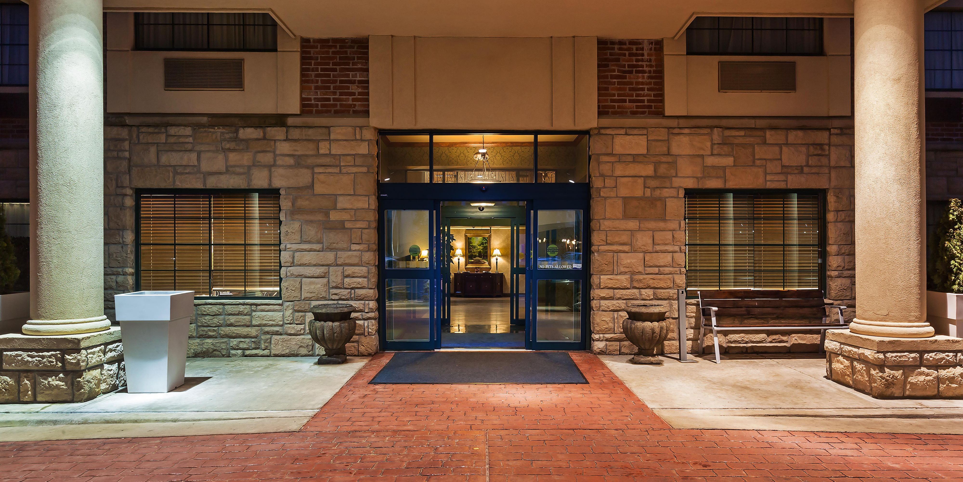 Hotels In Broken Arrow Ok Holiday Inn Express Suites Tulsa S Broken Arrow Hwy 51