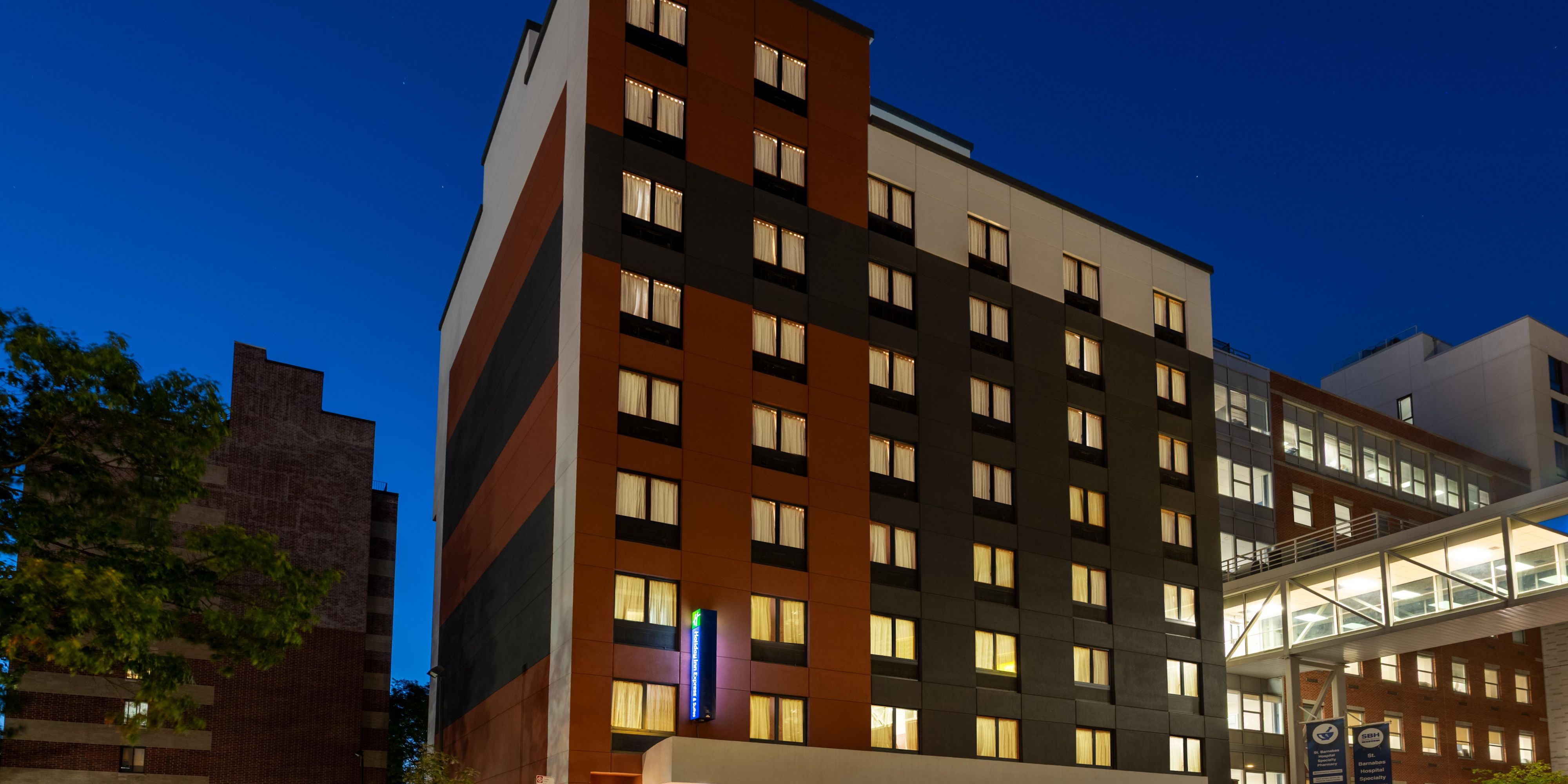 布朗克斯動物園區智選假日飯店及套房