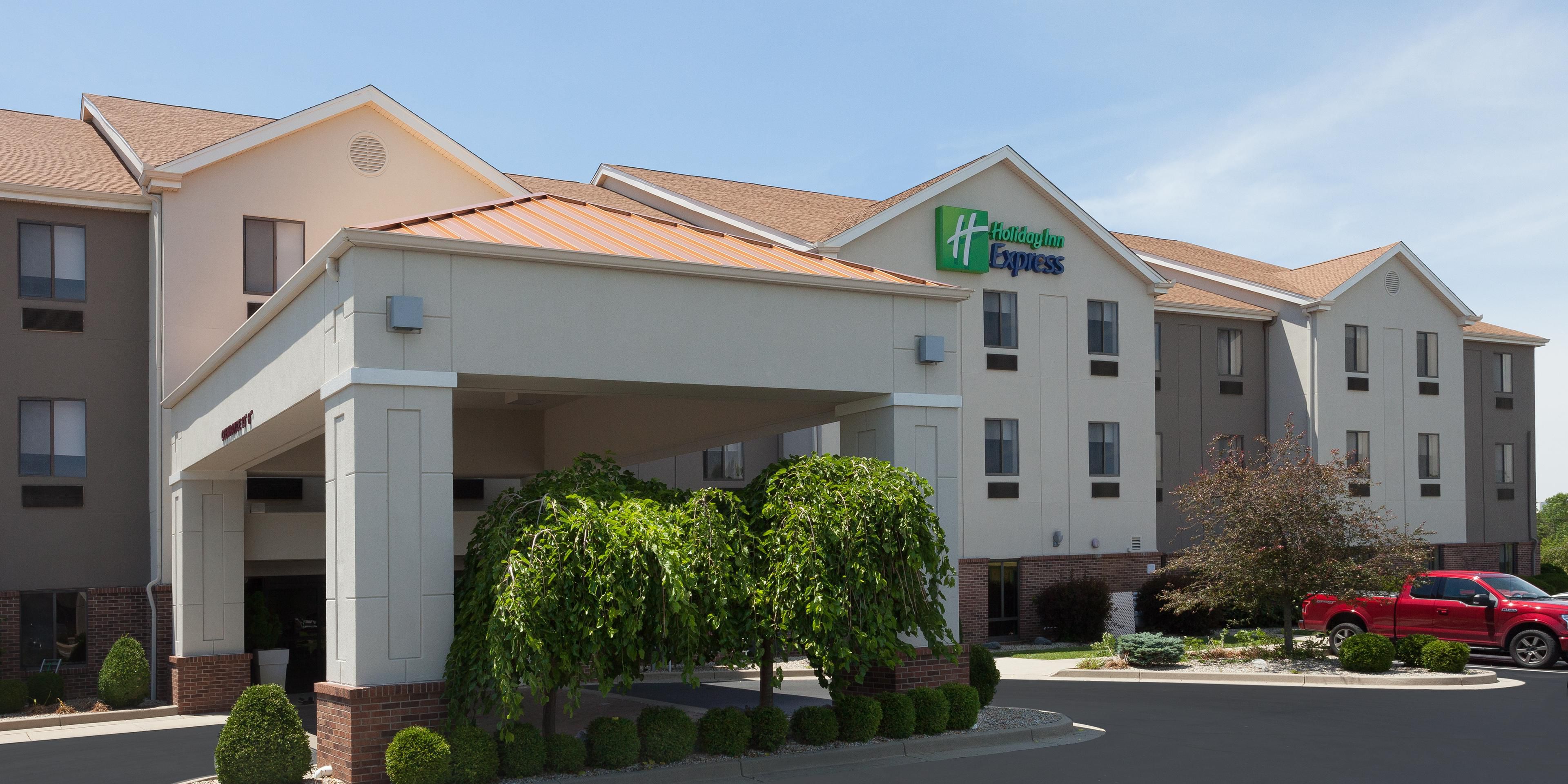 Holiday Inn Express & Suites Dayton West - Brookville