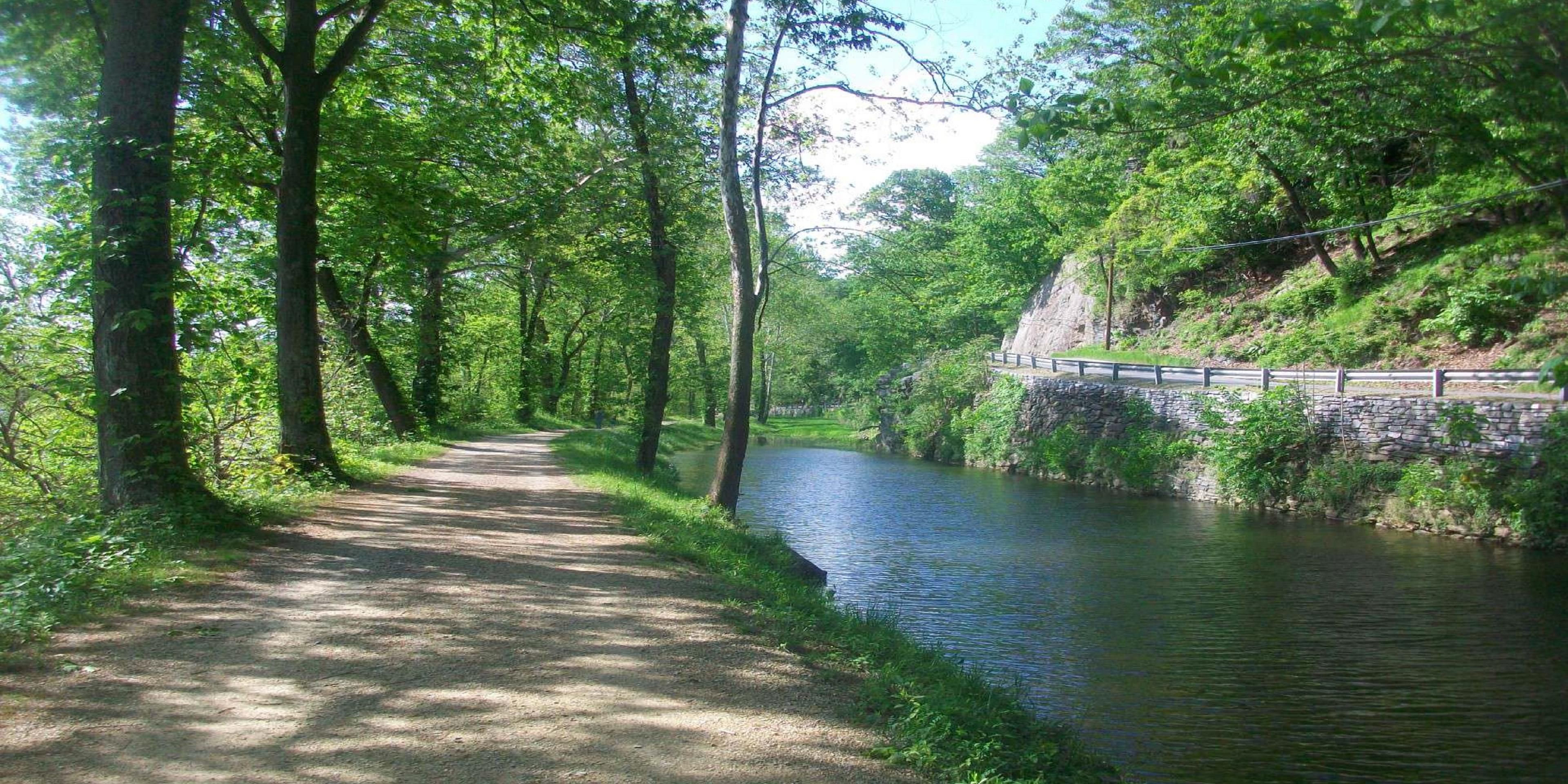 Many people refer to the towpath, but what is it exactly? The towpath is the dirt and stone path that runs 184.5 miles along the C&O Canal, where visitors can walk, run, or bike the distance between Georgetown and Cumberland, MD. Our Hotel is located only 5 minutes from this great outdoor area for your enjoyment and relaxation. GREAT FAMILY FUN!