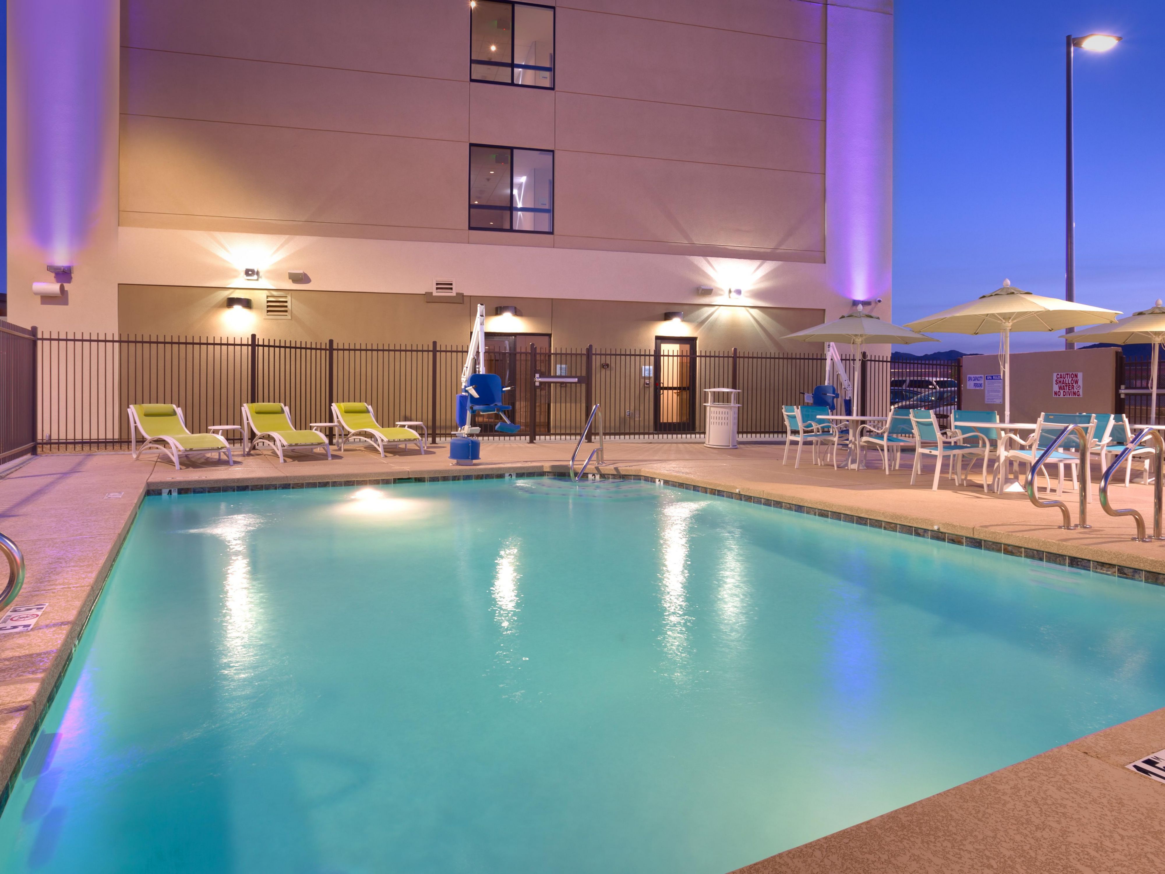 5ft Outdoor Heated Swimng pool