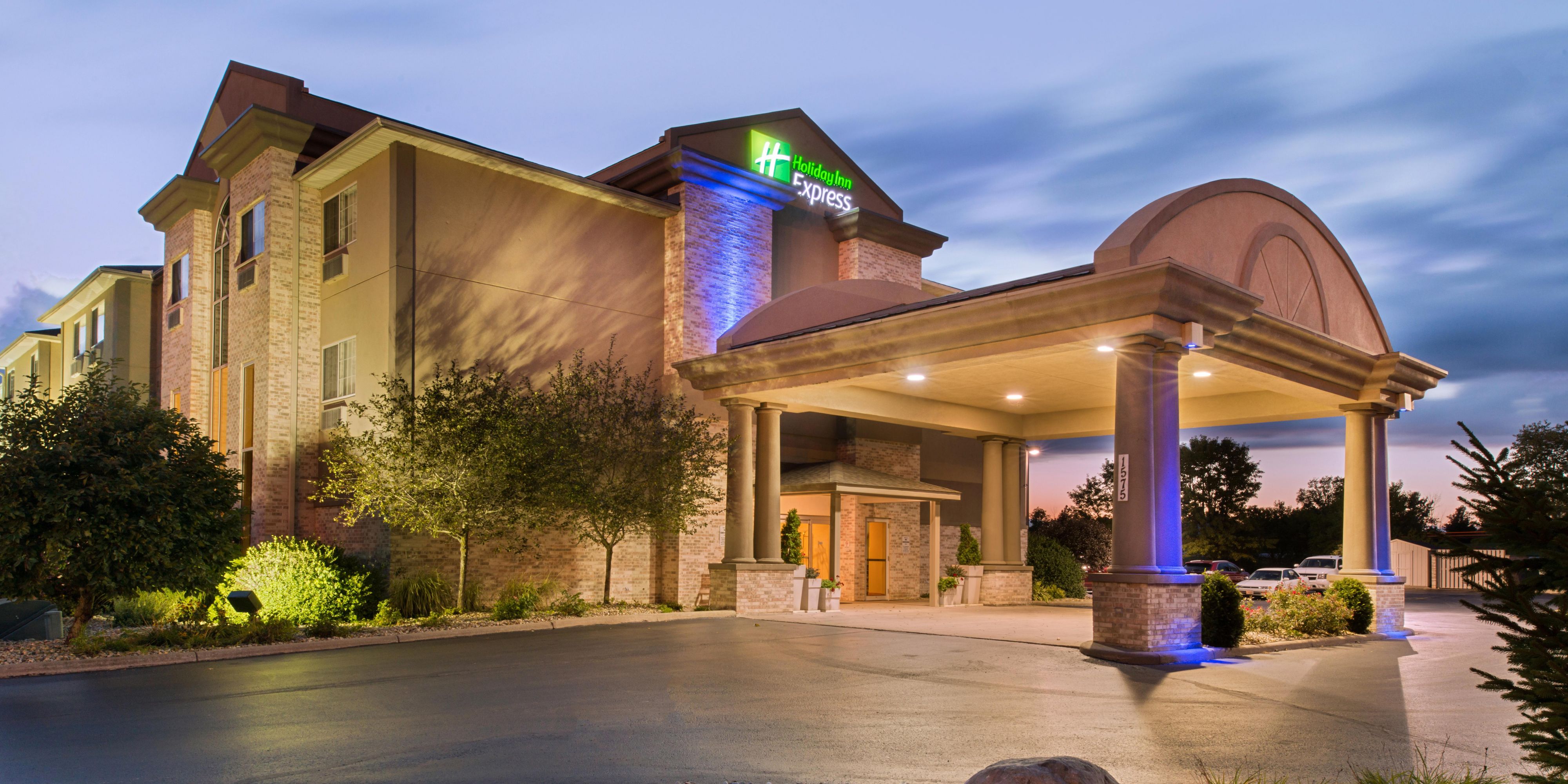 Holiday Inn Express & Suites Bucyrus