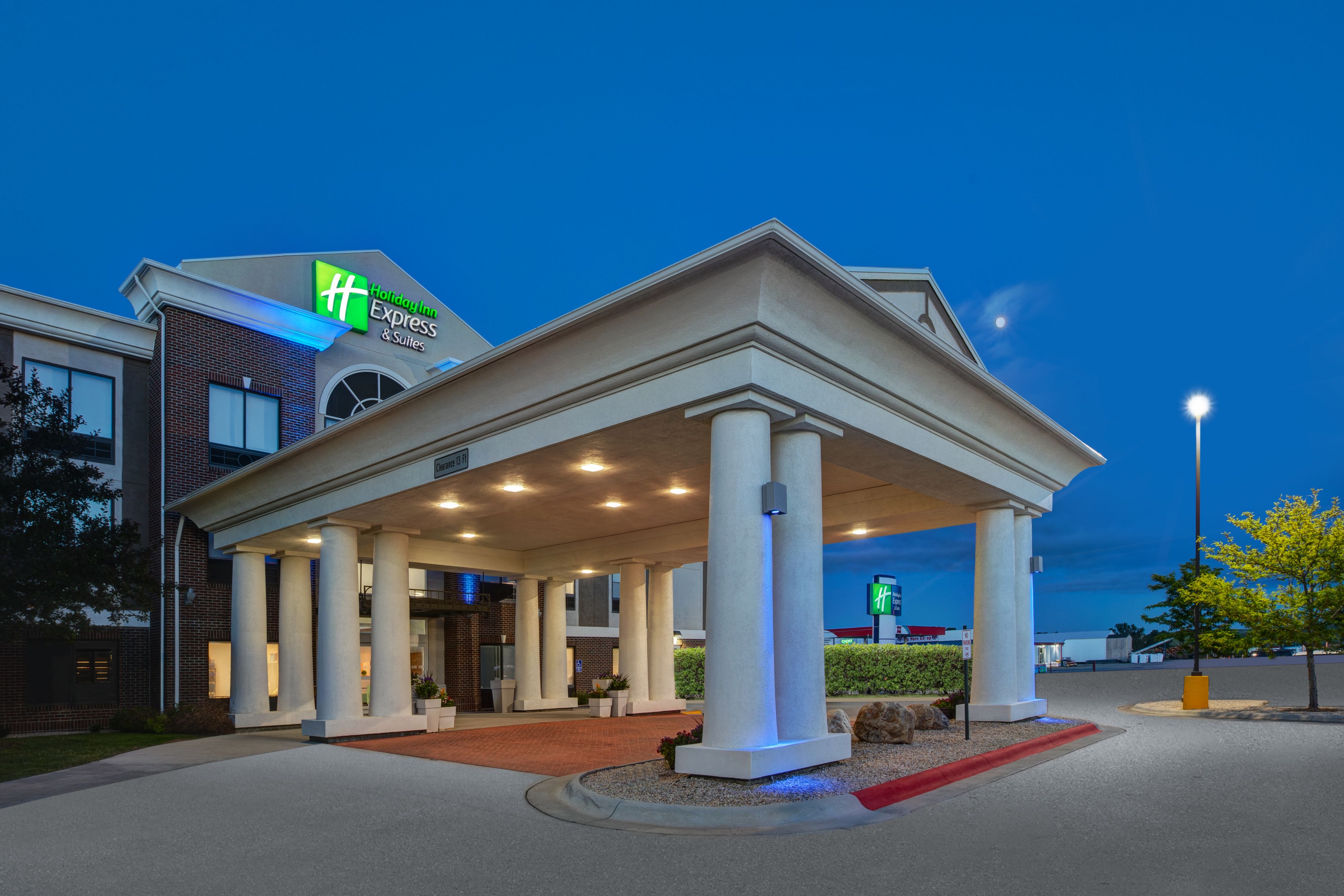 Holiday Inn Express & Suites 水牛