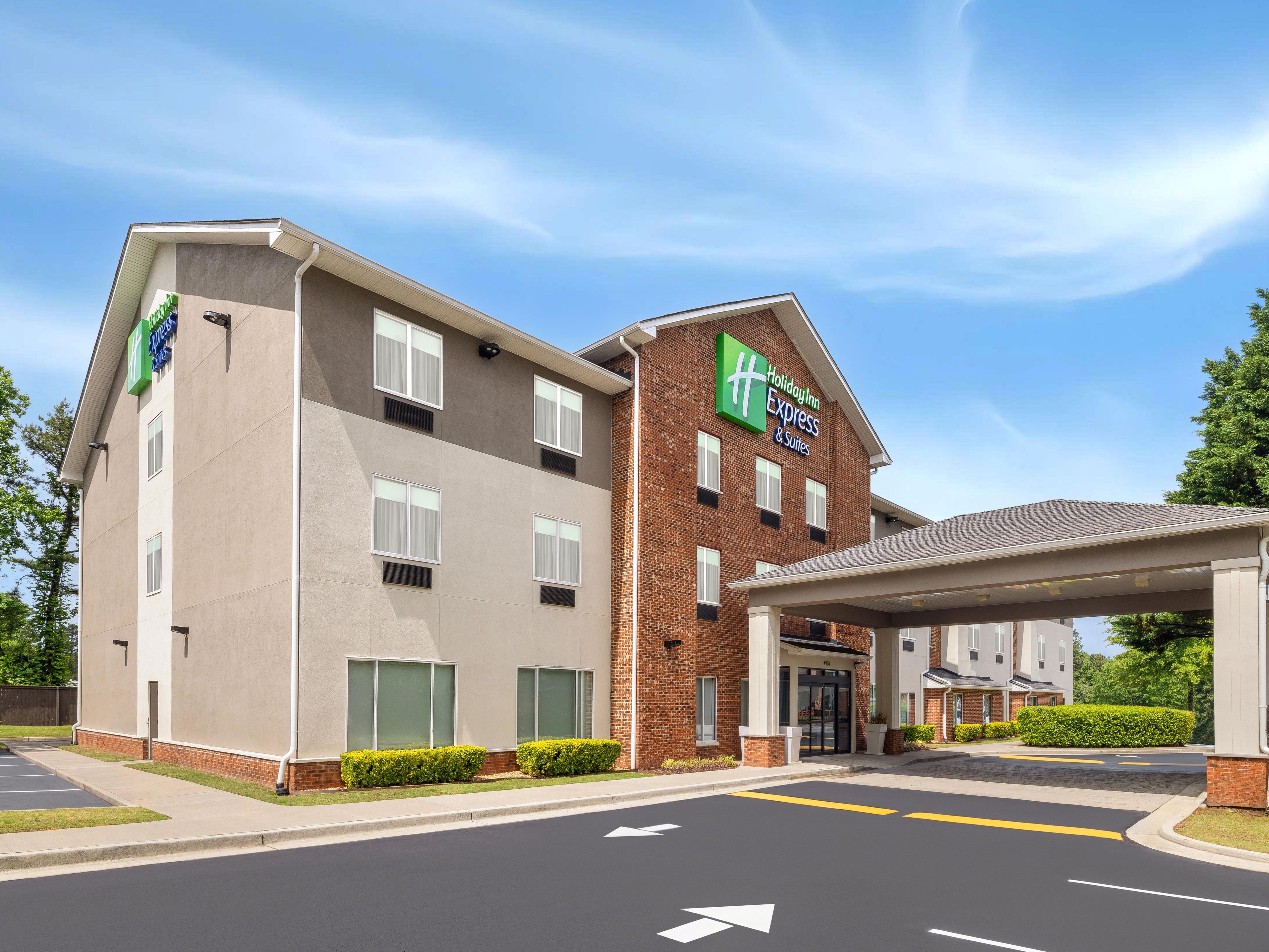 Welcome to Holiday Inn Express & Suites Buford NE - Lake Lanier!