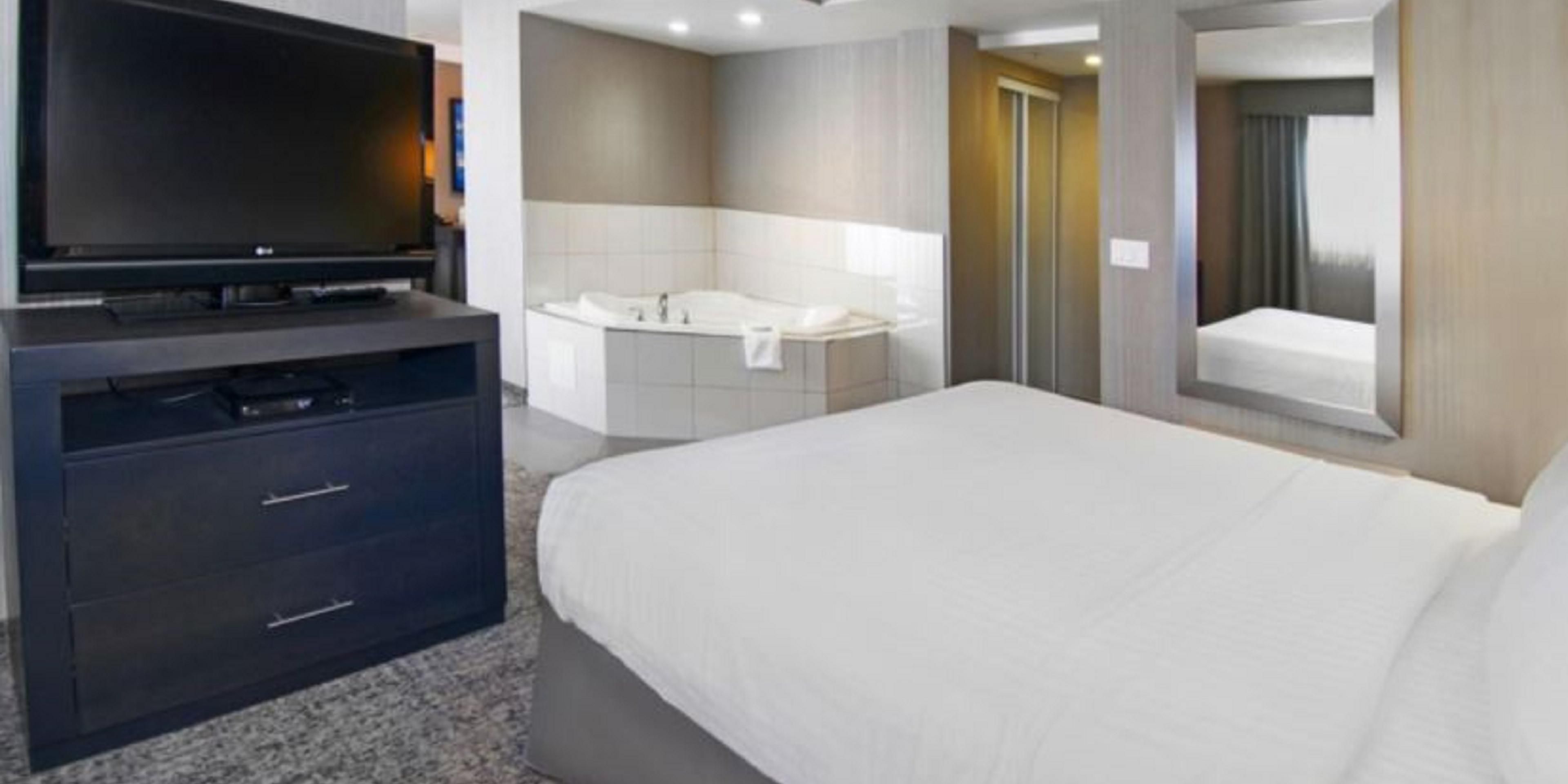 Spoil yourself on your next stay by reserving one our Whirlpool Suites.  This room features an in-room jetted tub, king bed and private balcony. Time to recharge and relax.