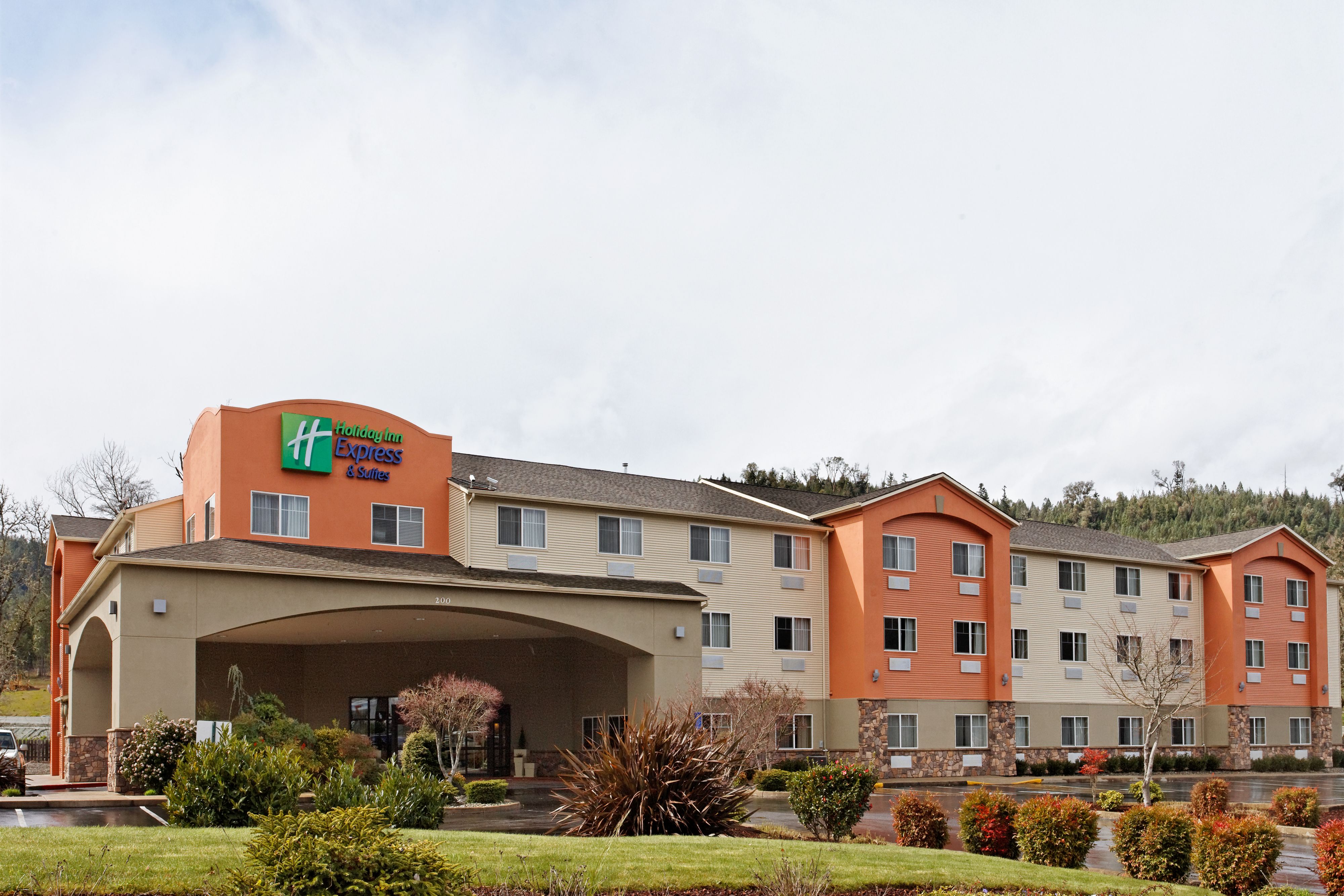Holiday Inn Express & Suites Canyonville
