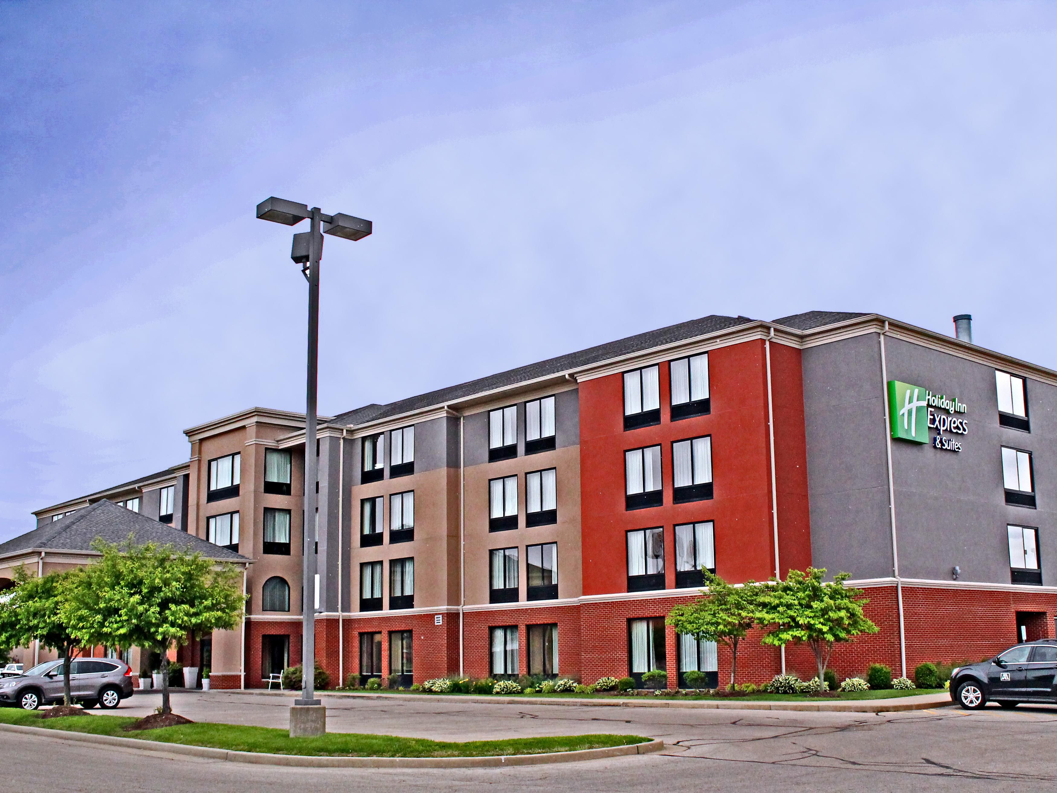Holiday Inn Express And Suites Cape Girardeau 4468456396 4x3