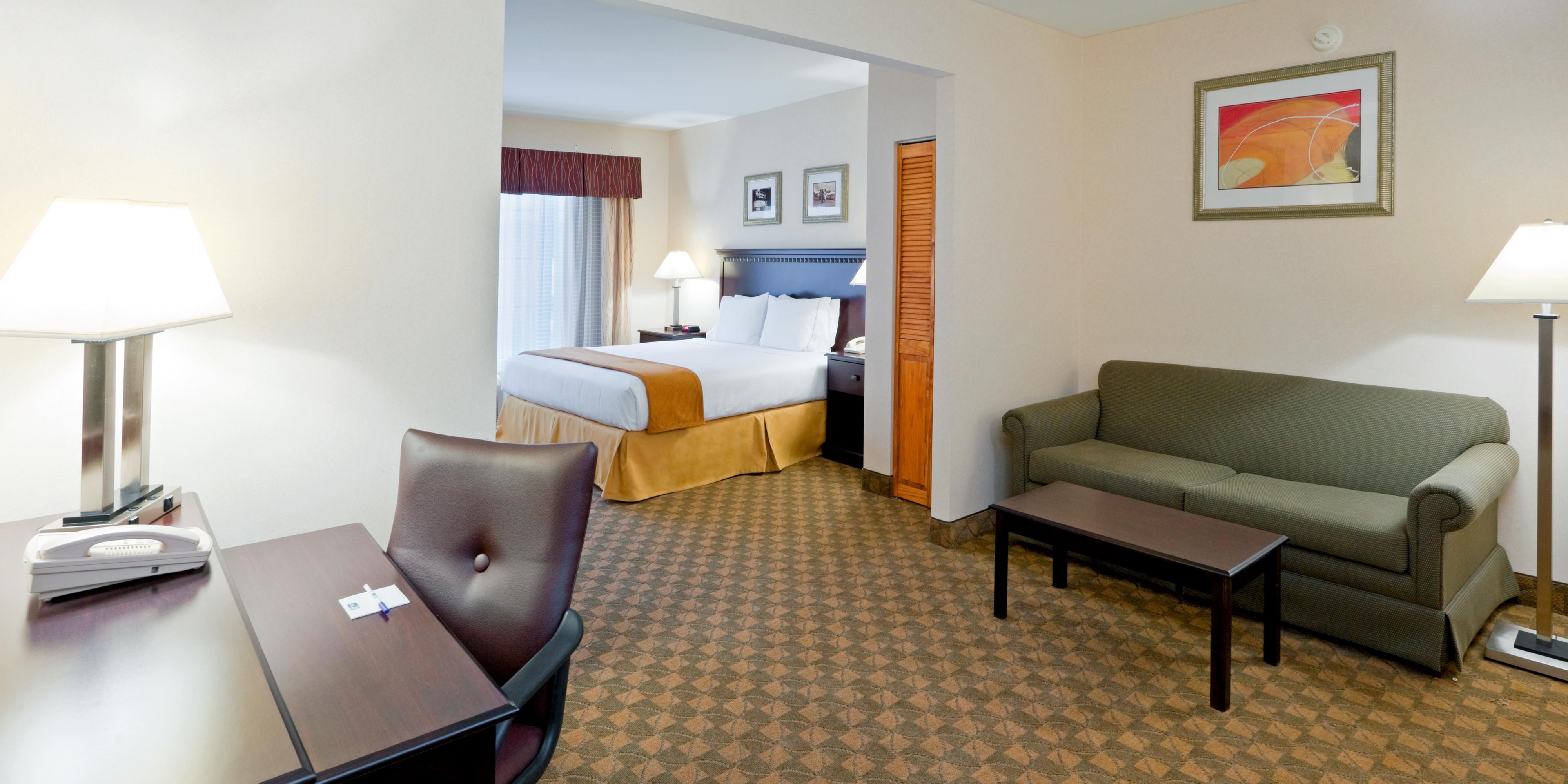 Pet-friendly Hotels Near Wilmington De Holiday Inn Express Suites Carneys Point - Pennsville