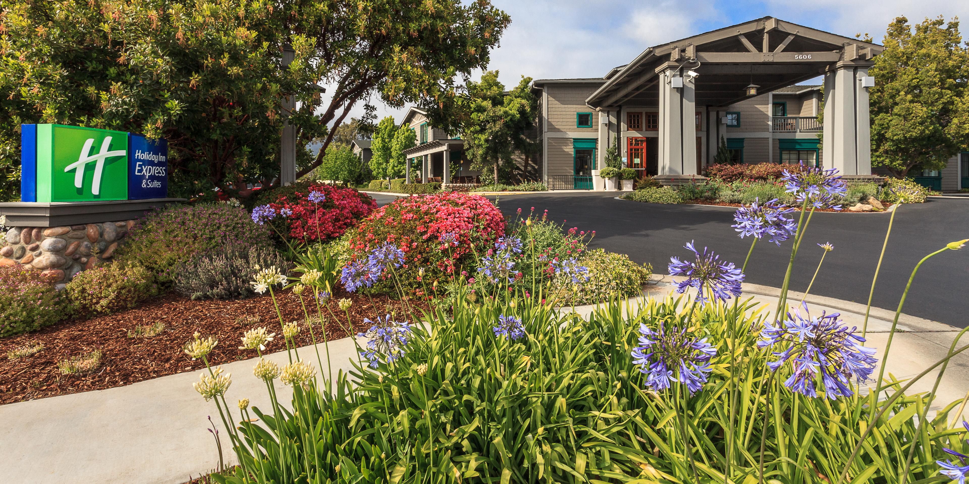 The Holiday Inn Express and Suites Carpinteria is pleased to offer electric vehicle Tesla and Universal charging stations, powered during the day by our extensive on site solar power generating facilities.