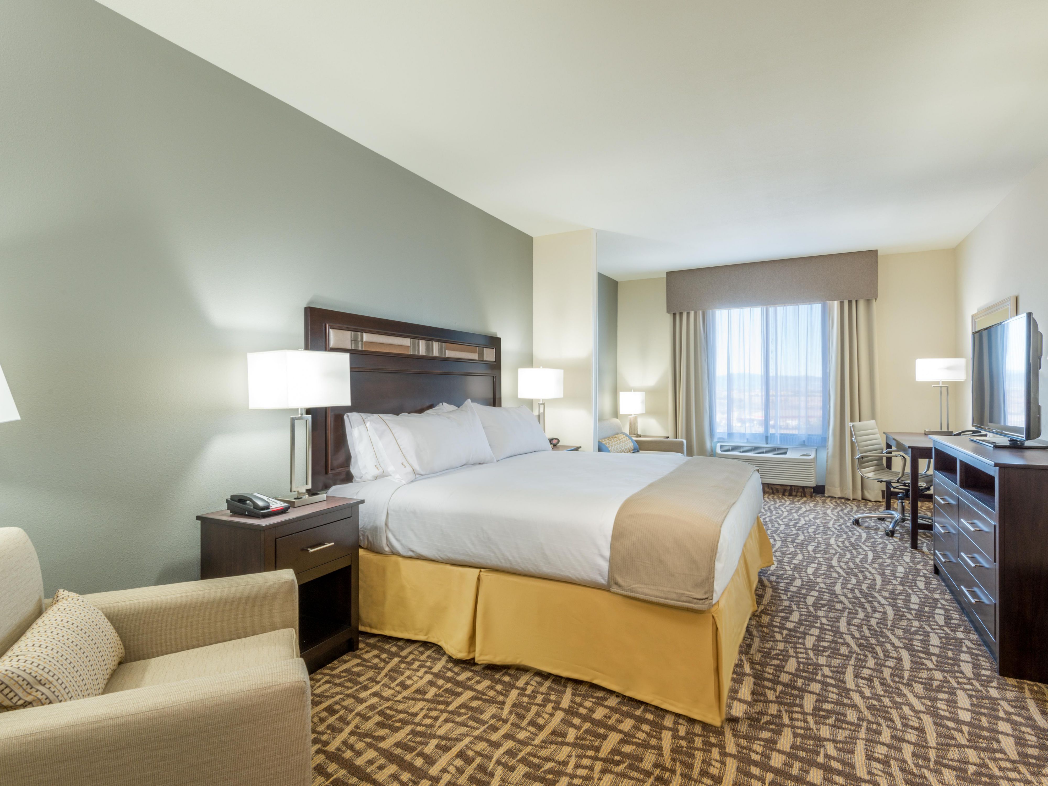 Holiday Inn Express & Suites Denver South - Castle Rock Hotel by IHG