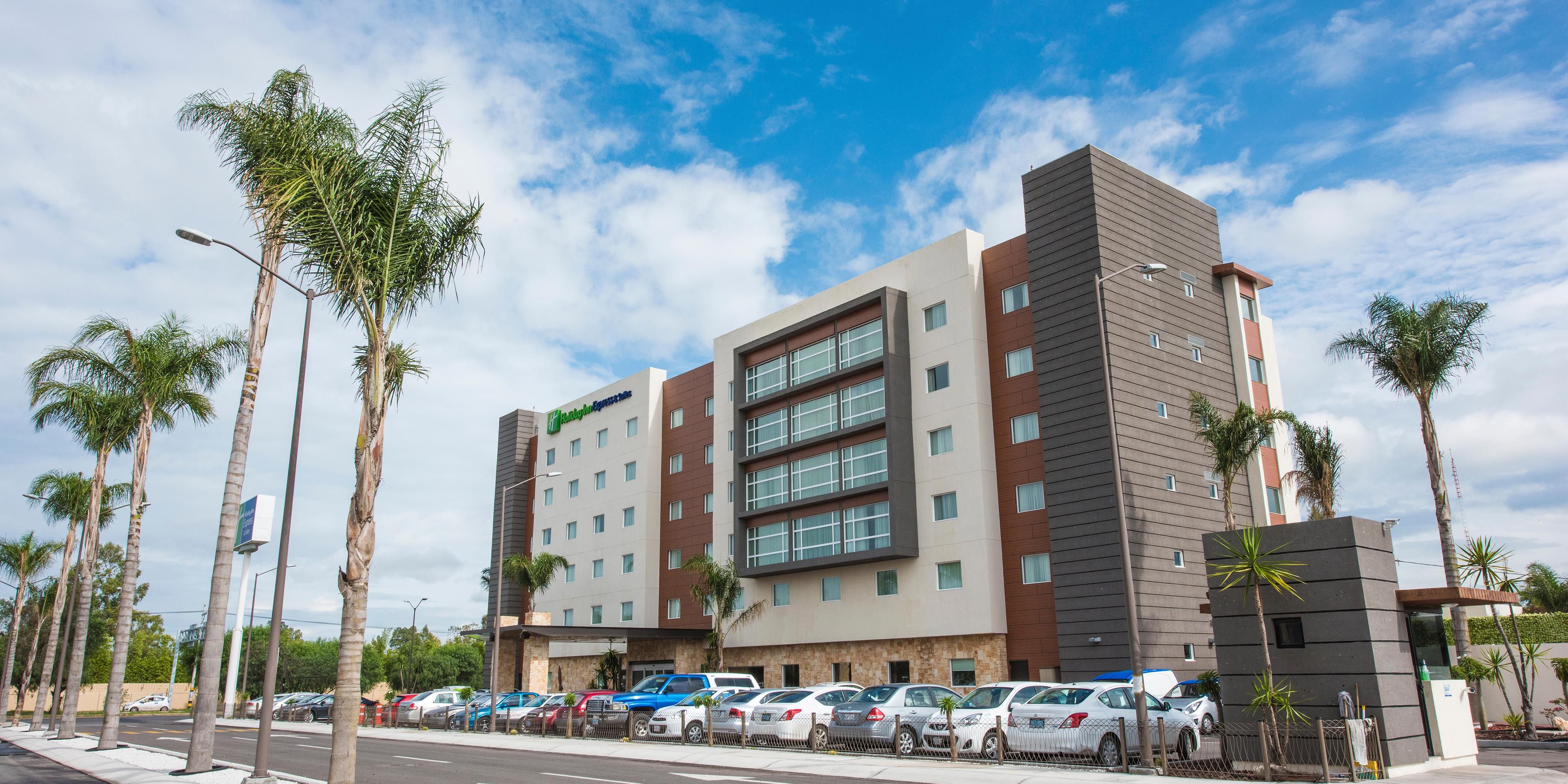 Holiday Inn Express & Suites Celaya