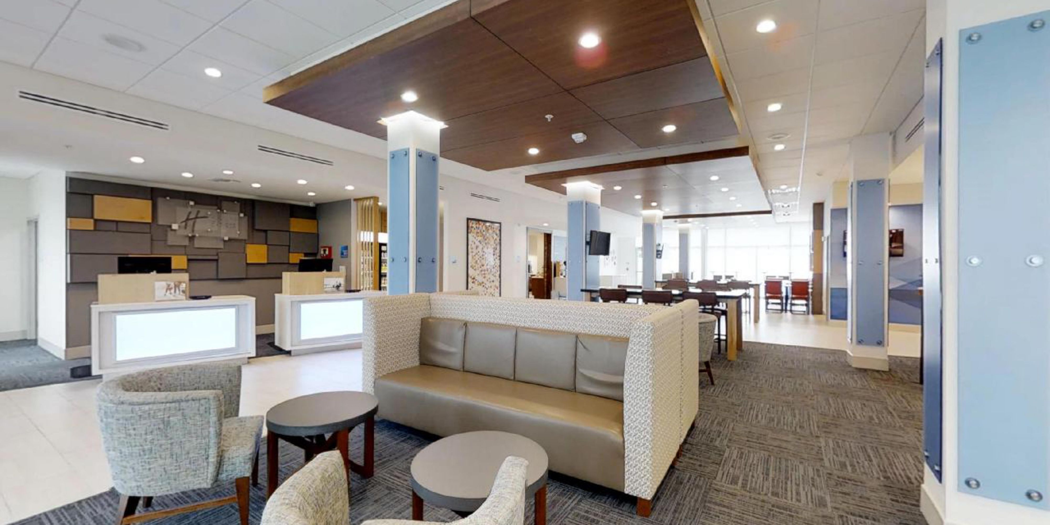 Holiday Inn Express & Suites Chalmette - New Orleans S