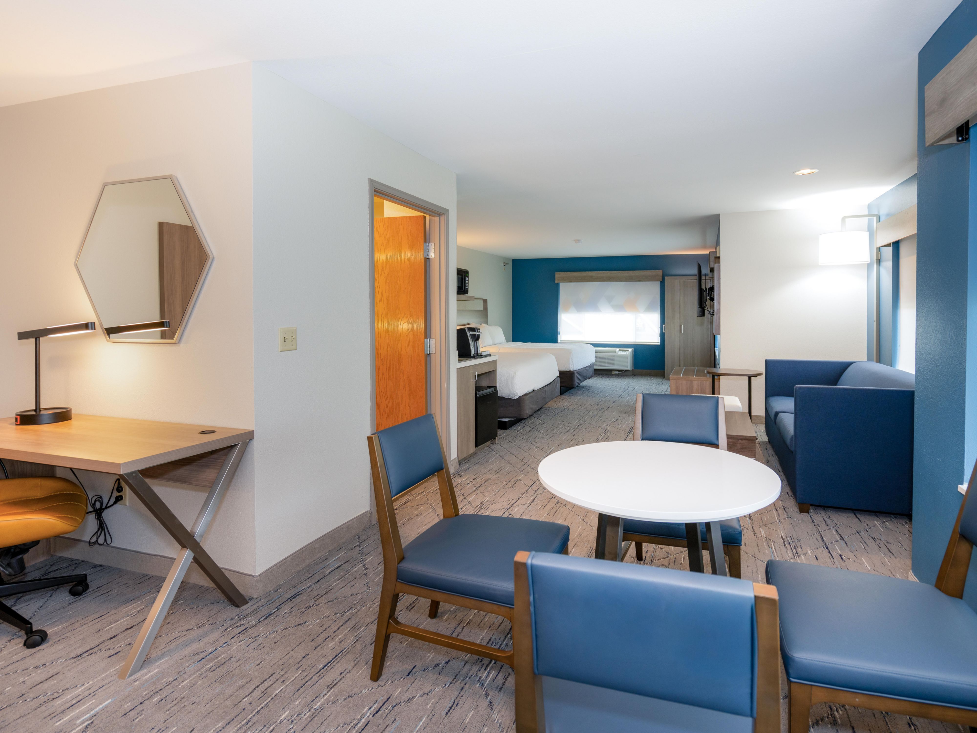 جناح 1فسيح ومريح مع سريرين بحجم كوين