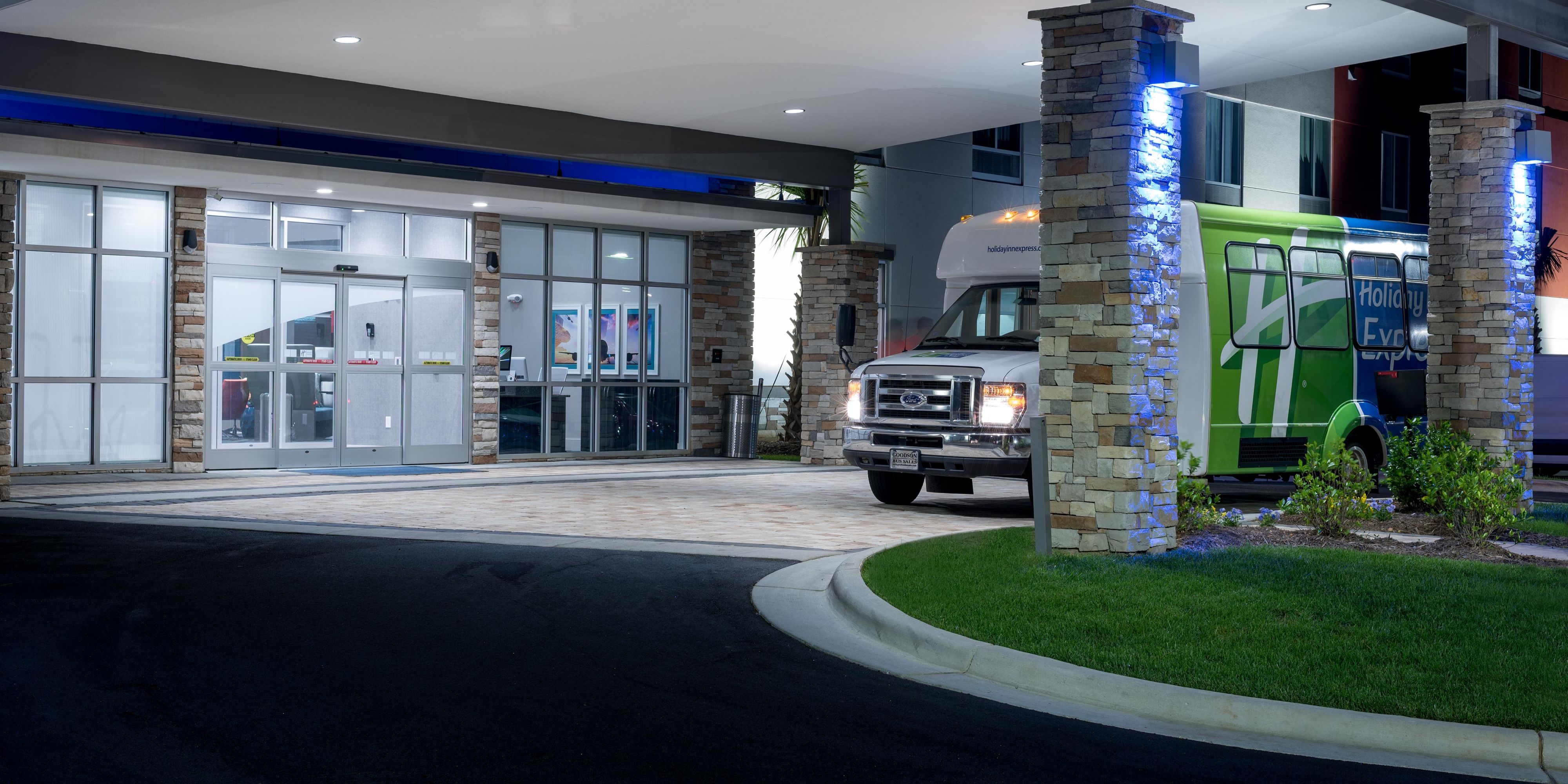 Located only 5 minutes to the airport and we offer shuttle services. 