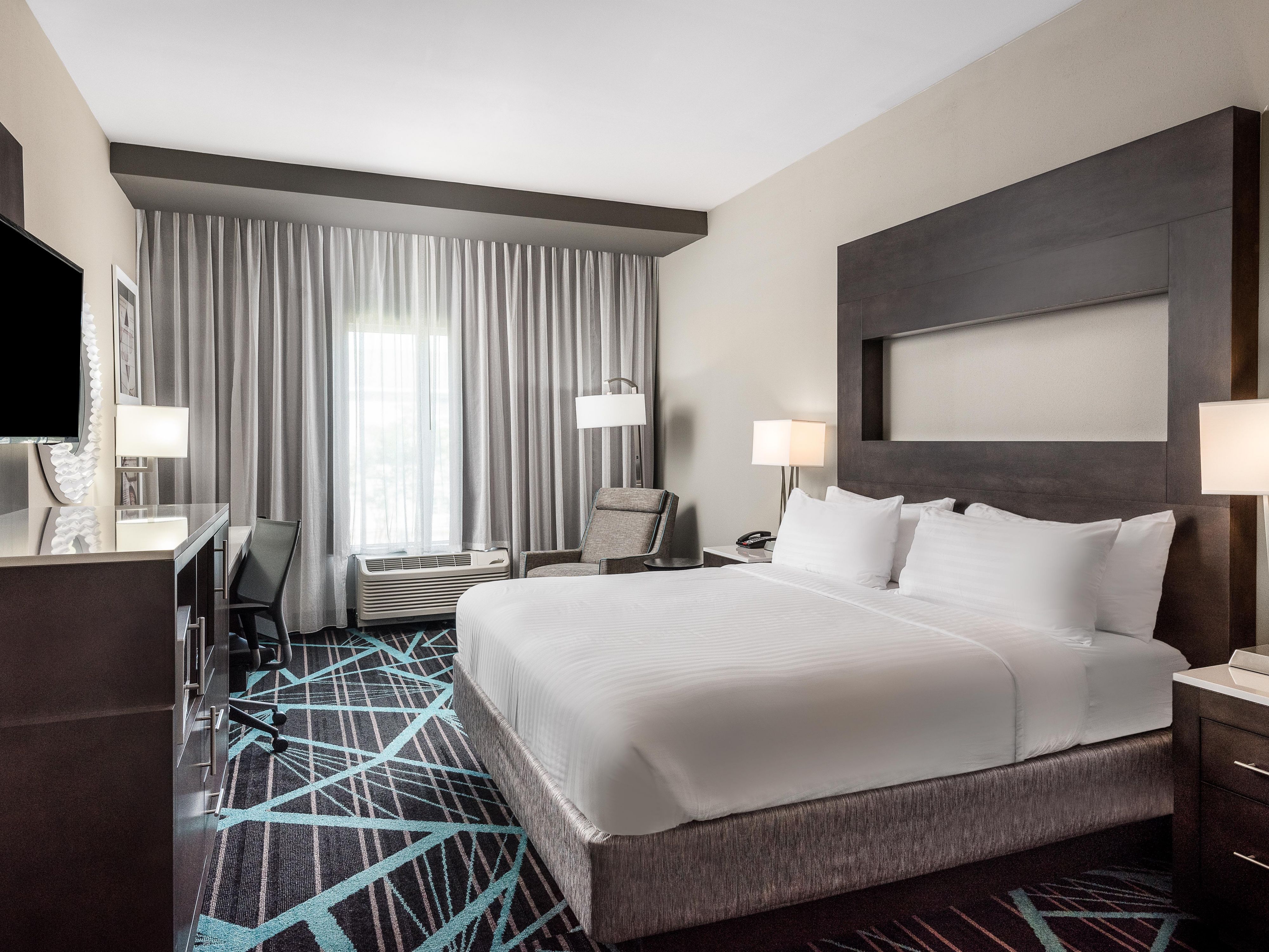King Traditional Room