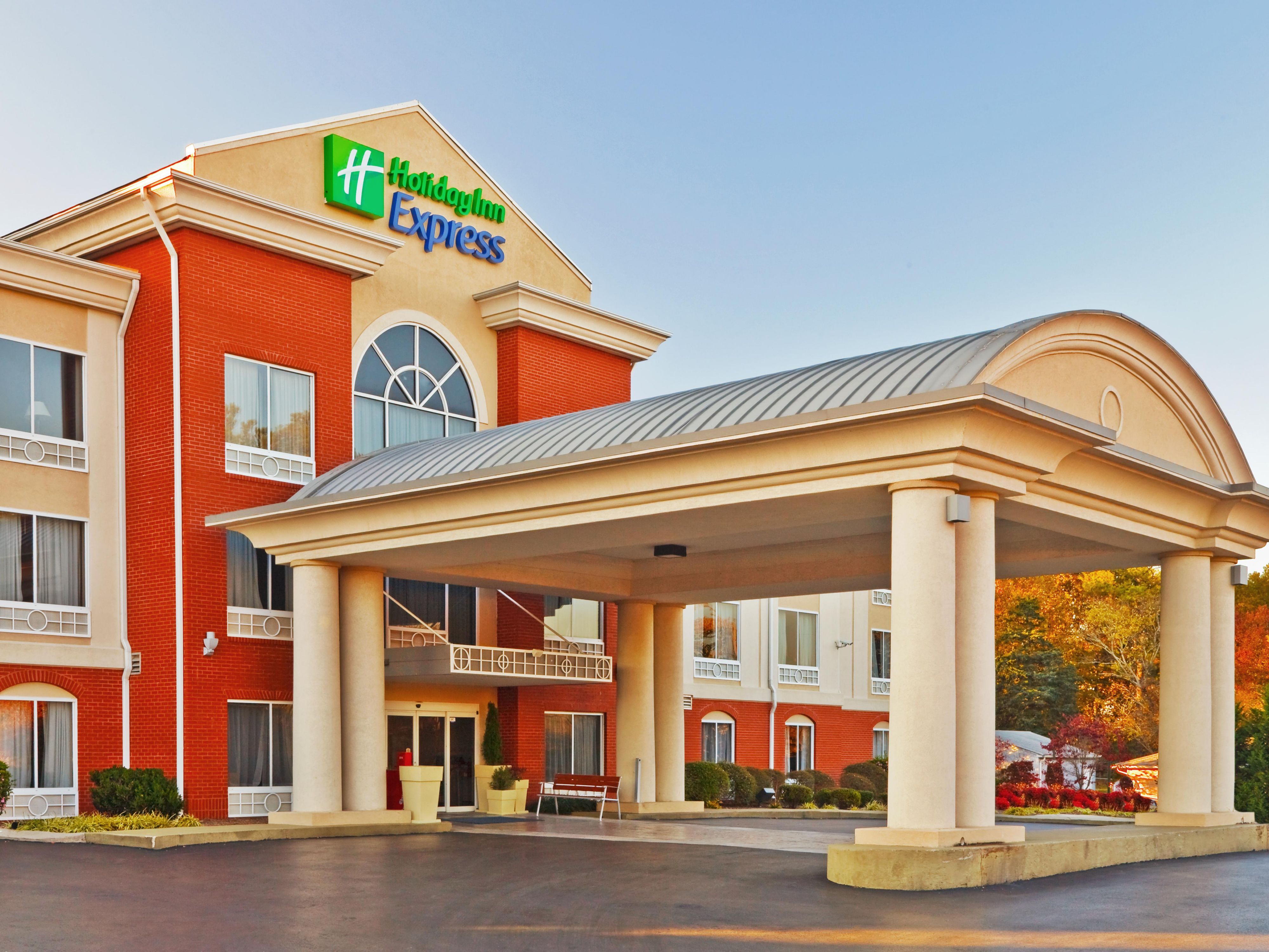 holiday inn express and suites chattanooga 4229096571