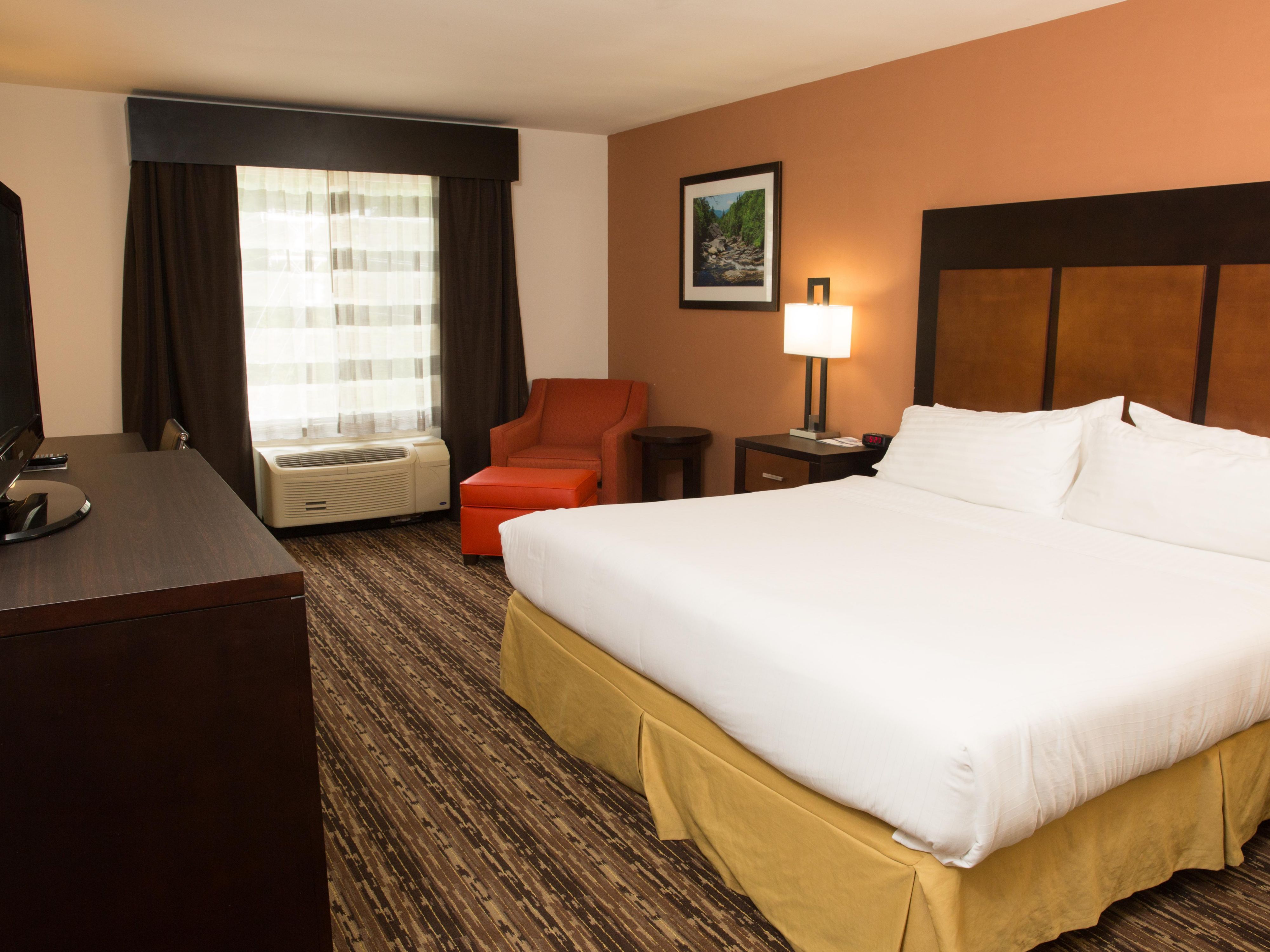 Standard king room, includes microwave and mini fridge