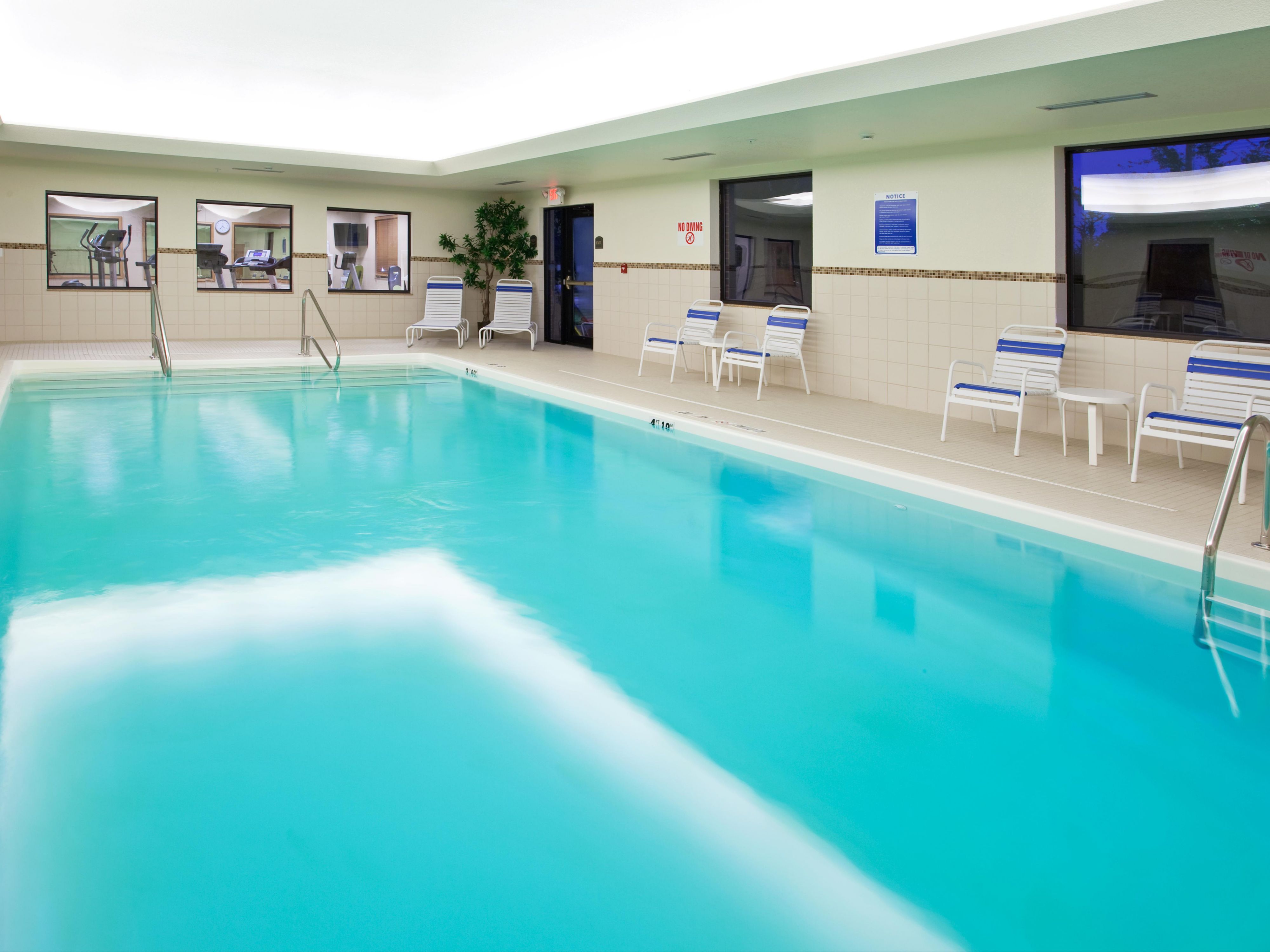 The kids will love our indoor heated pool. The pool is open from 10am until 11pm daily.