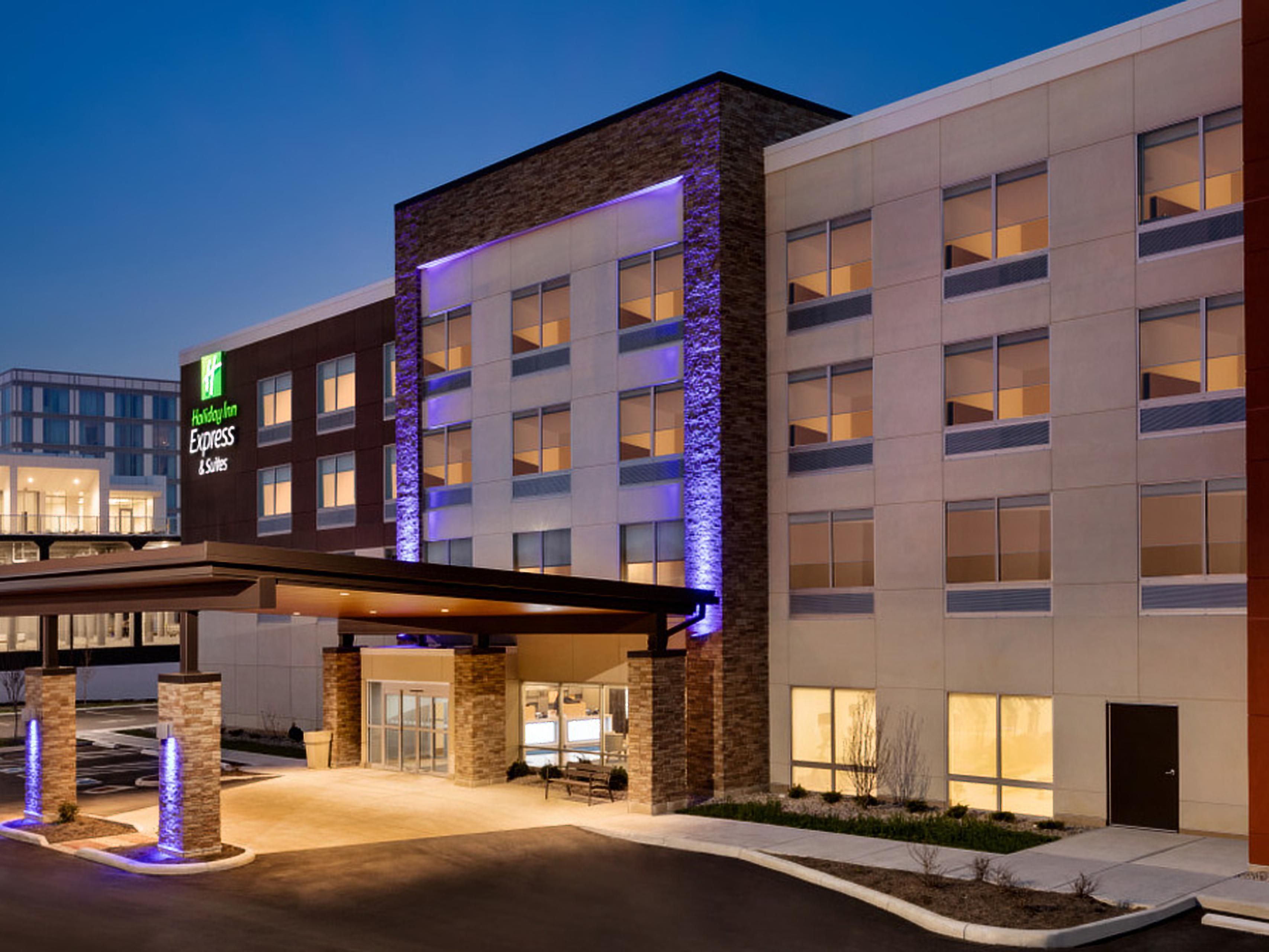 Holiday Inn Express & Suites Cincinnati NE Redbank Road Hotel by IHG