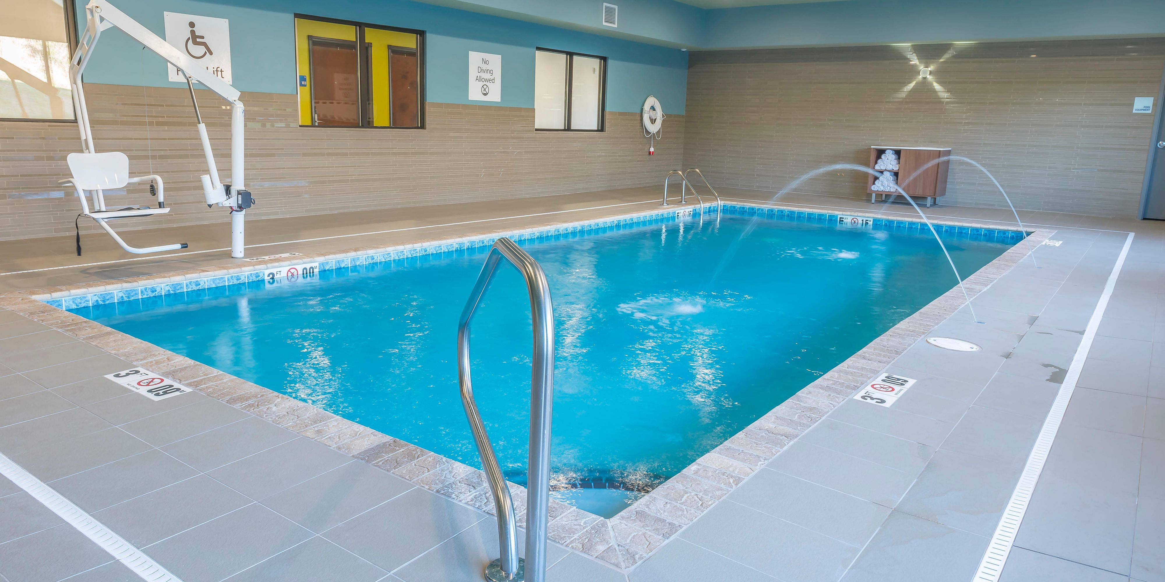 Looking for something fun to do this winter? Rent a room and relax in our indoor heated pool with water fountains