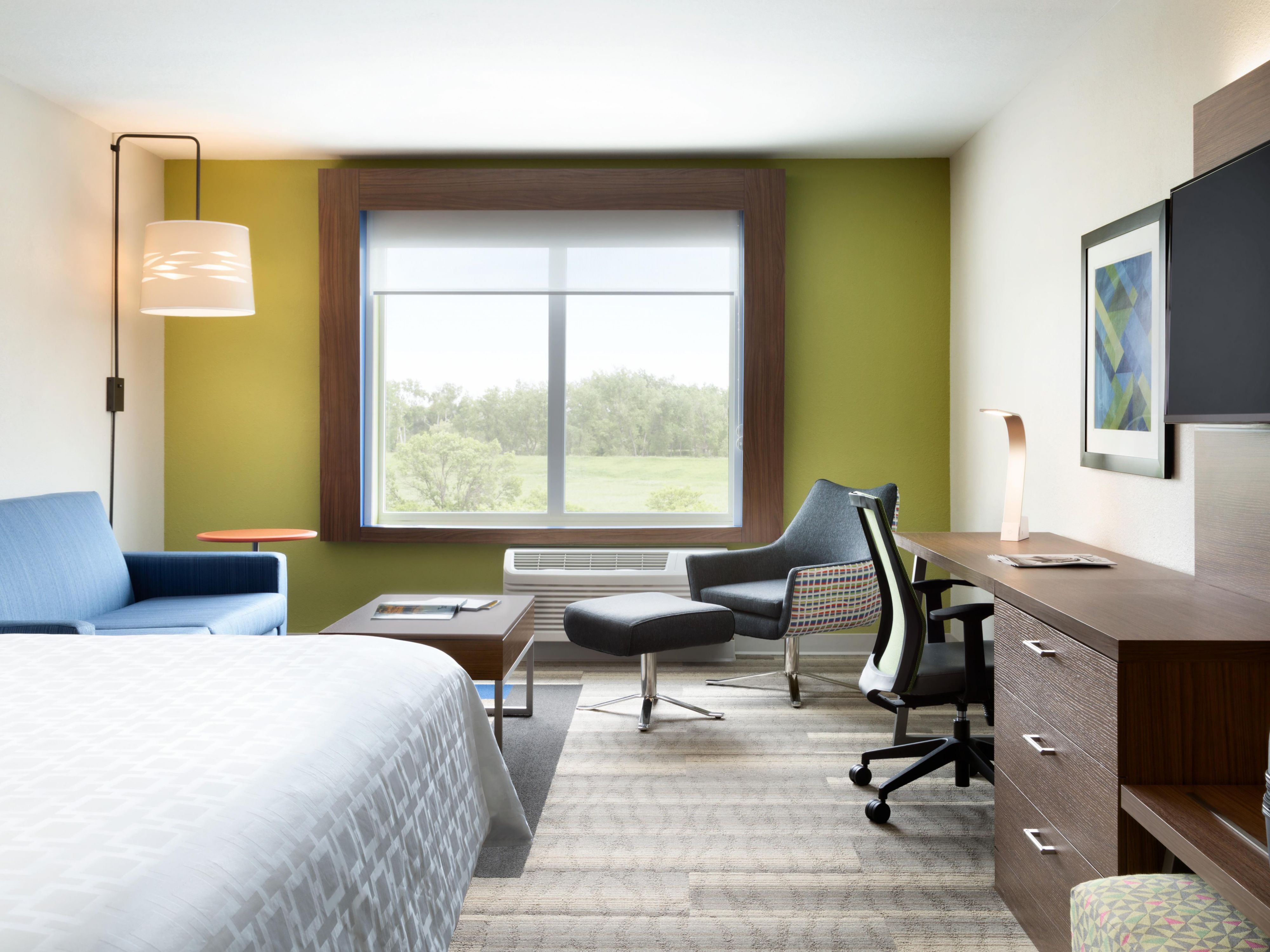 Treat yourself and upgrade to a suite room with pull out sofa