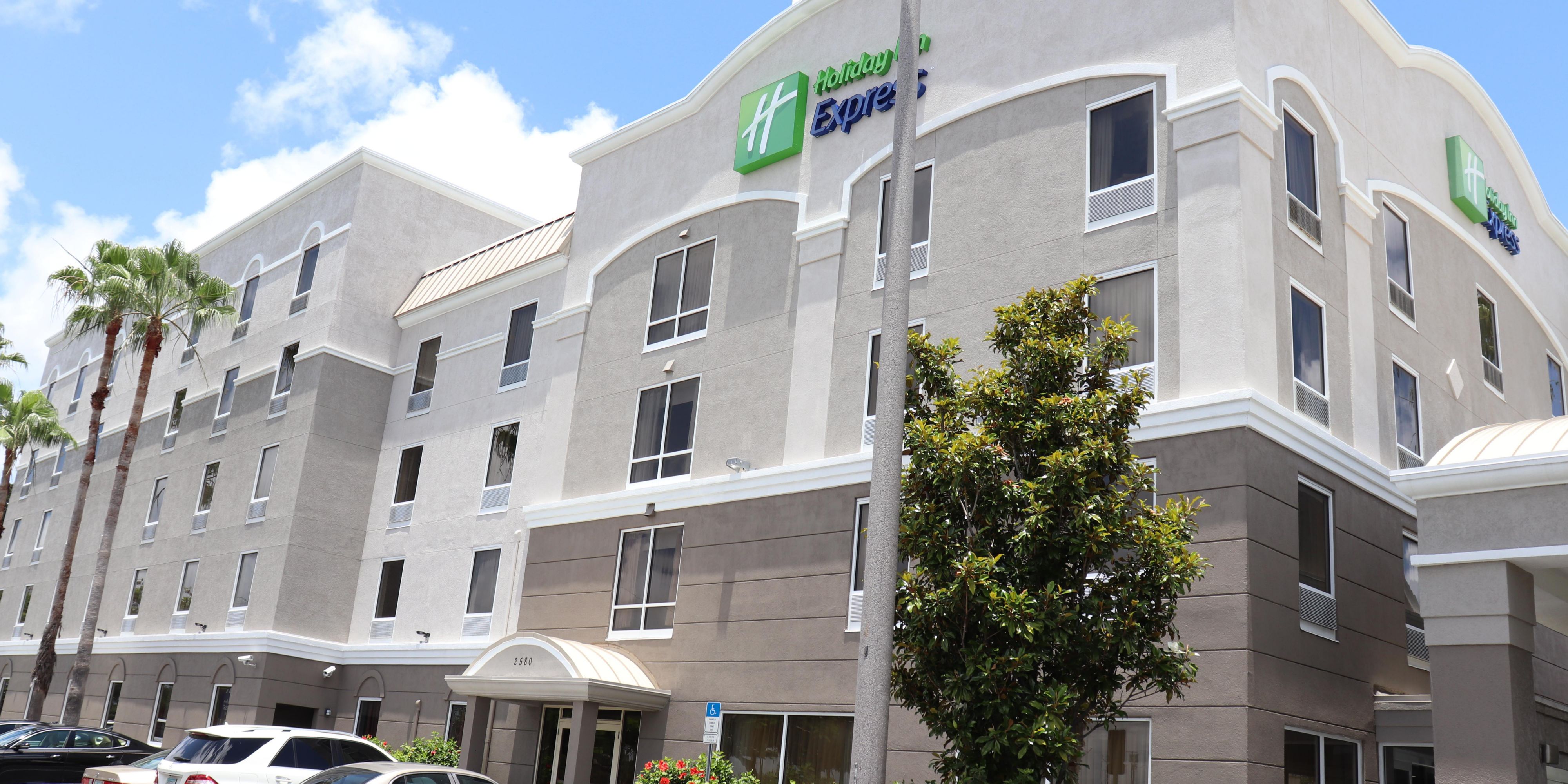 Hotels Near Clearwater Beach Holiday Inn Express Suites Clearwater Us 19 N