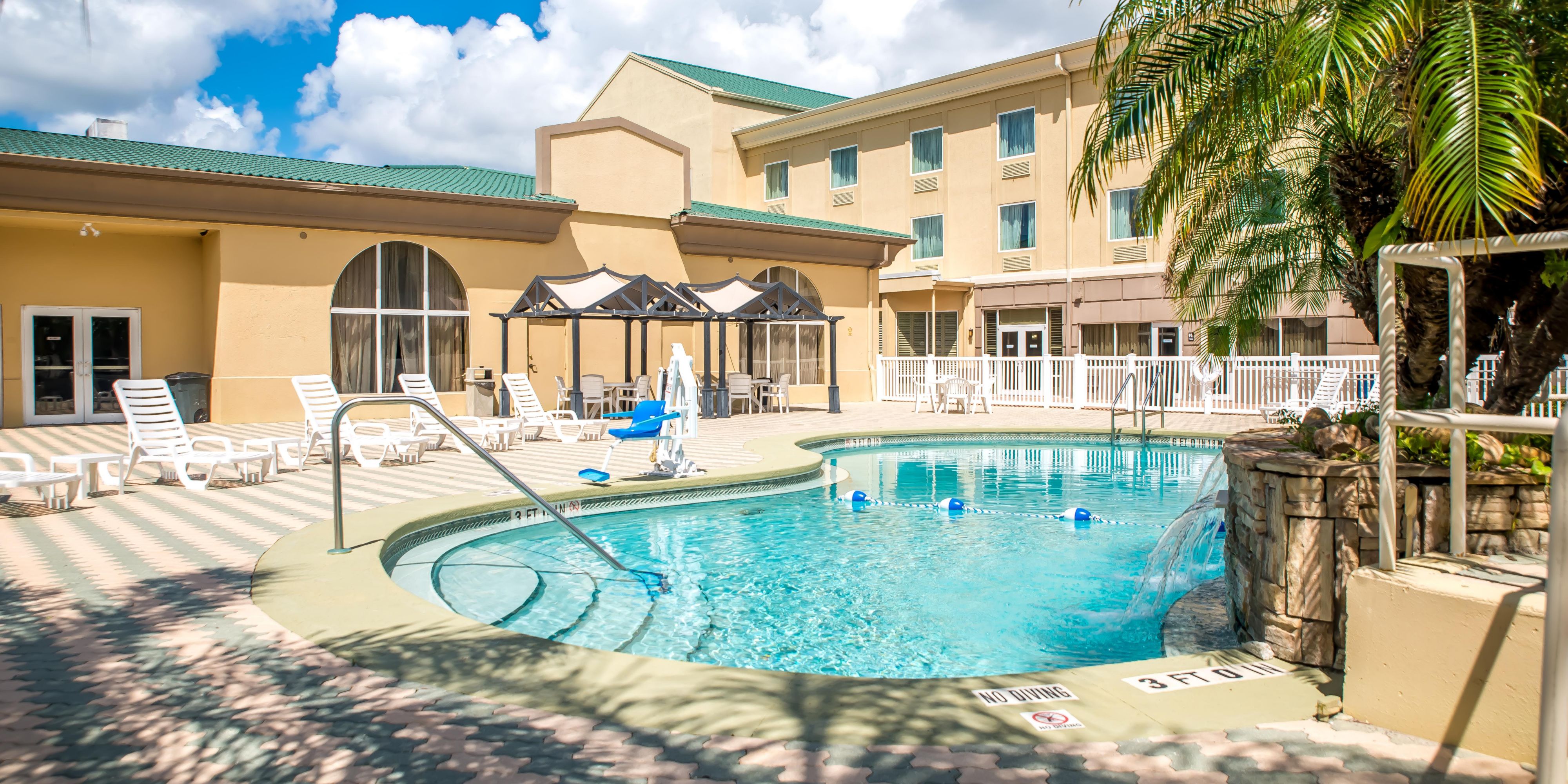 Holiday Inn Express Suites Cocoa Ihg Hotel