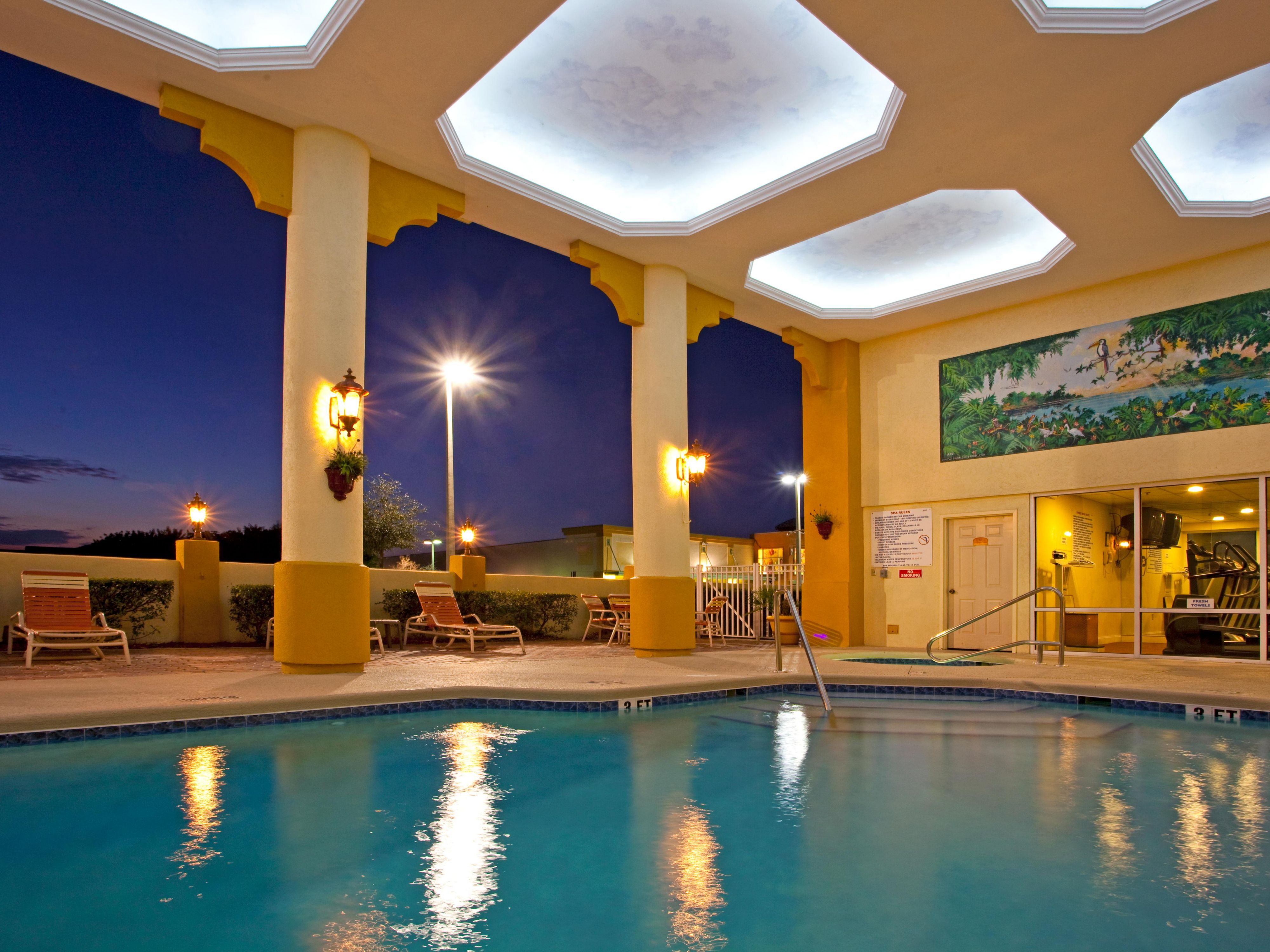 Cocoa Beach Hotel near Cape Canaveral | Holiday Inn Express & Suites Cocoa  Beach