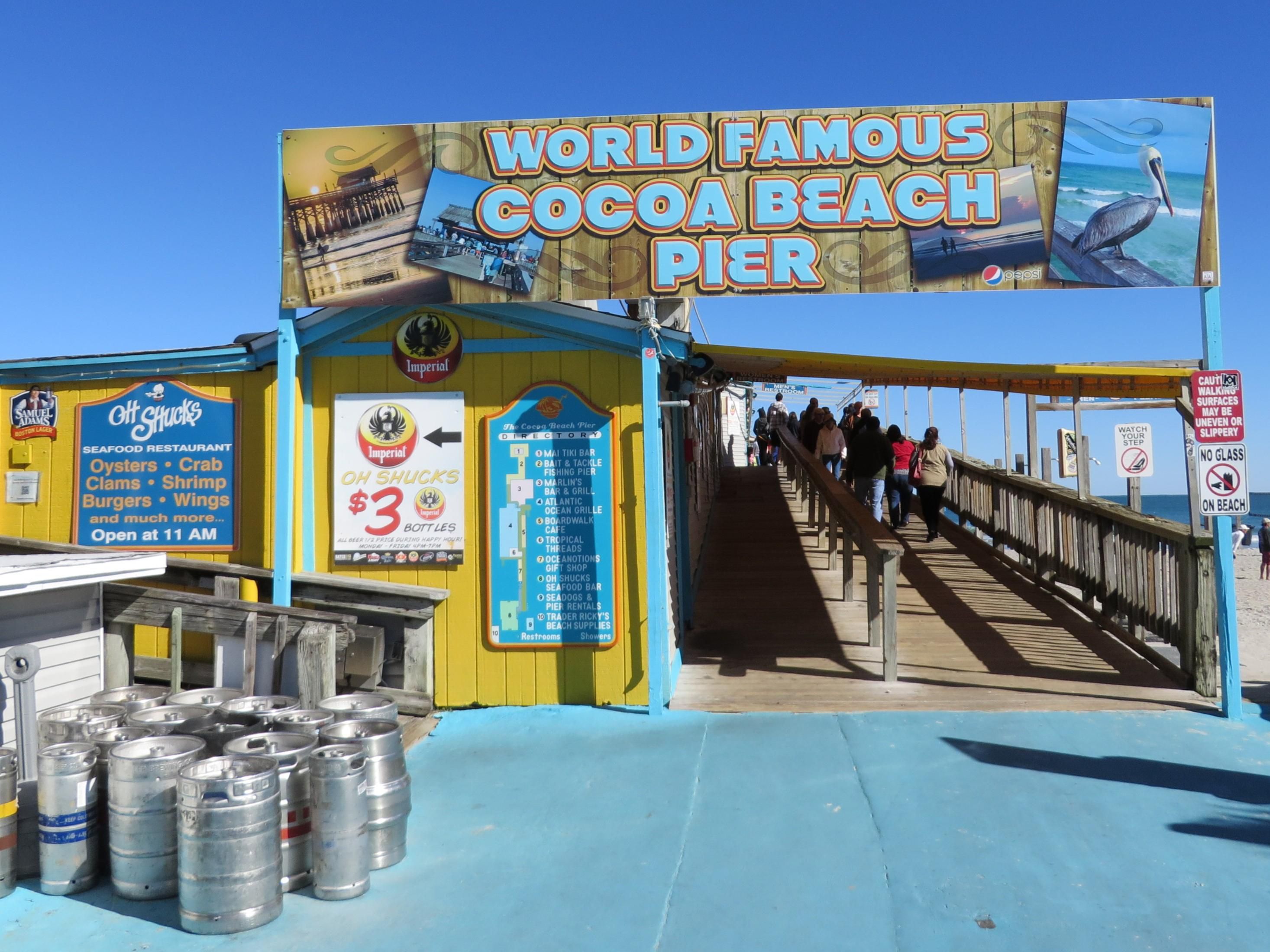 Holiday Inn Express & Suites Cocoa Beach Hotel by IHG