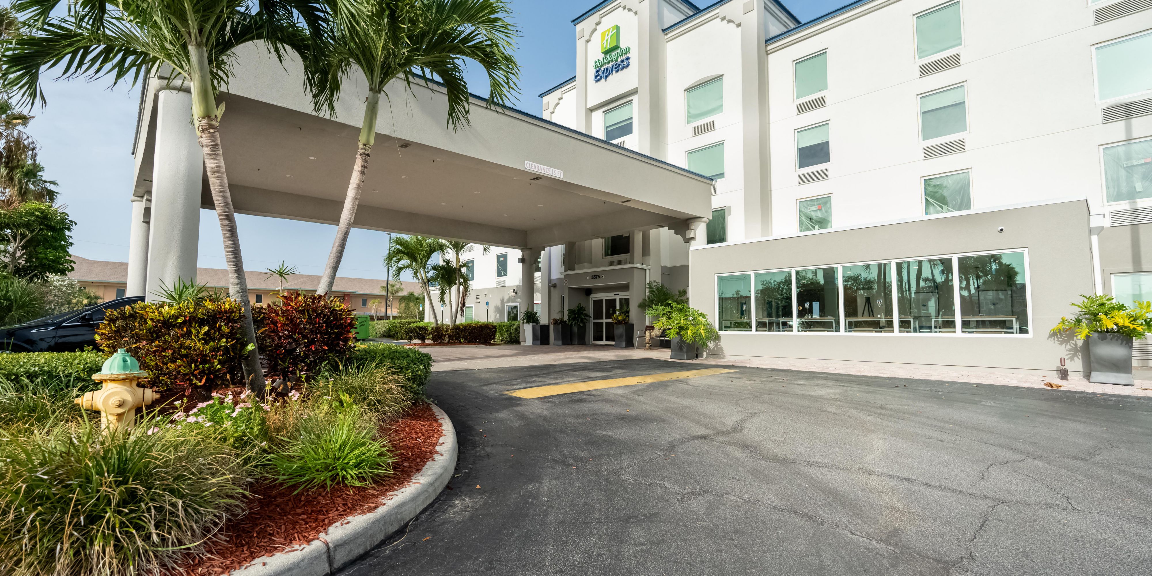 Holiday Inn Express & Suites Cocoa Beach