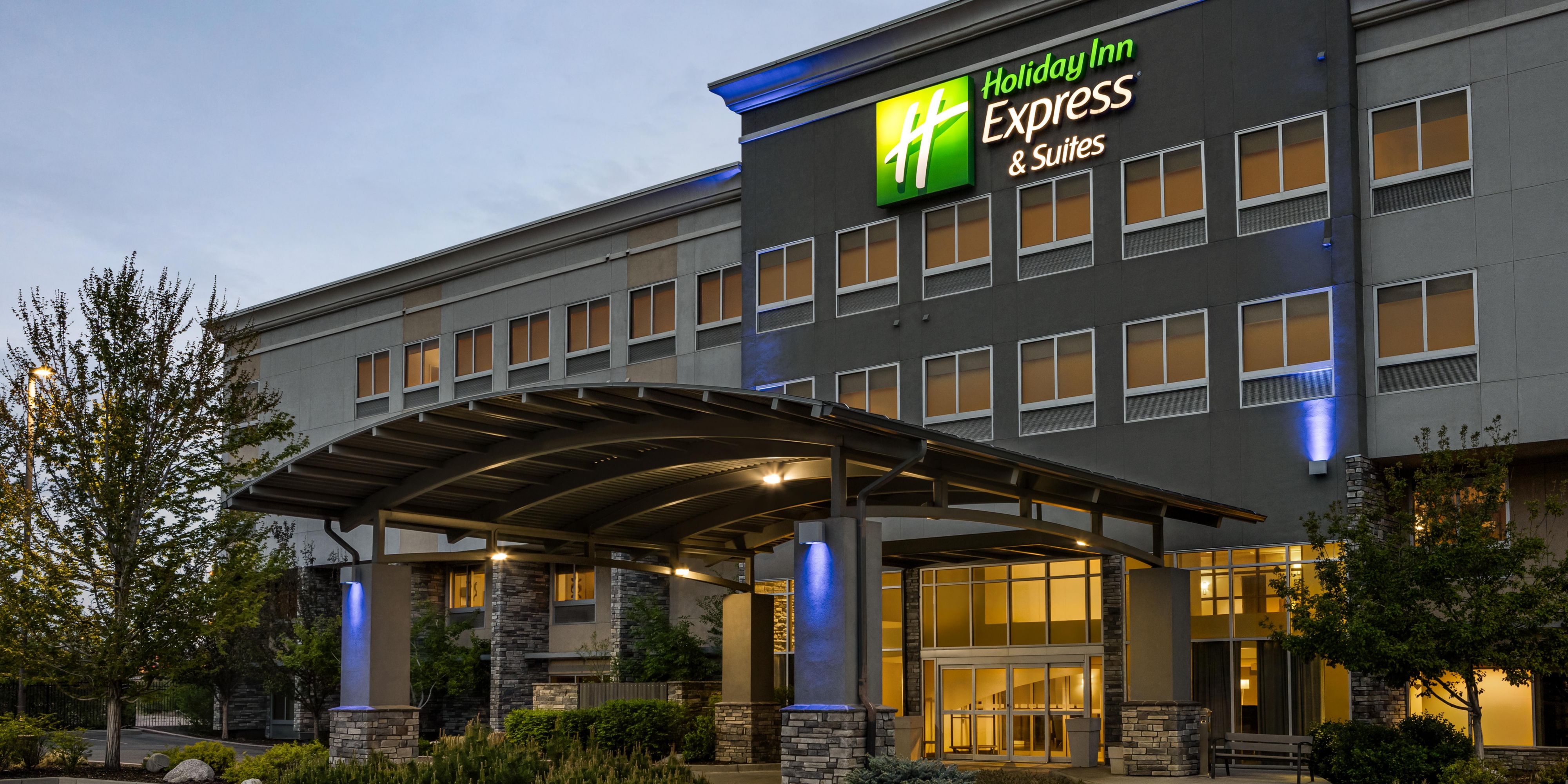 Holiday Inn Express & Suites Colorado Springs Central