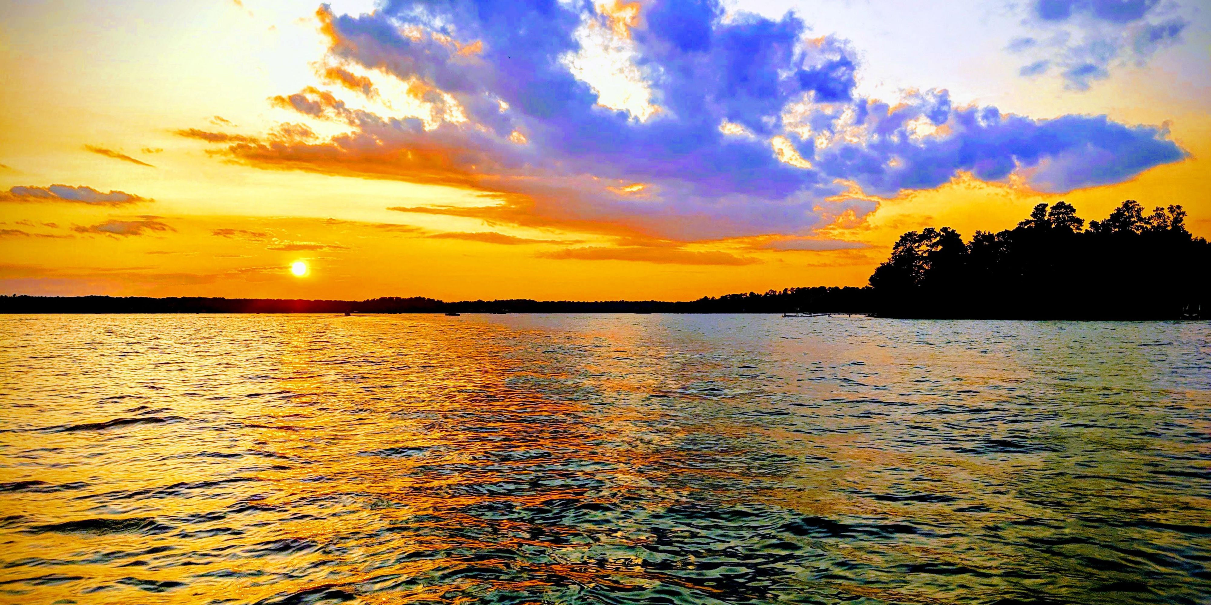 Hotel is 8 miles from Lake Murray, a 50,000 acre man-made lake with 650 miles of shoreline.  Known for its striped bass fishing and summer water sports, Lake Murray draws in locals and visitors alike. Rent a canoe, boat, or take in the public parks.  The sunsets are not to miss!