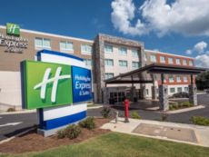 Holiday Inn Express & Suites Commerce in Athens, Georgia