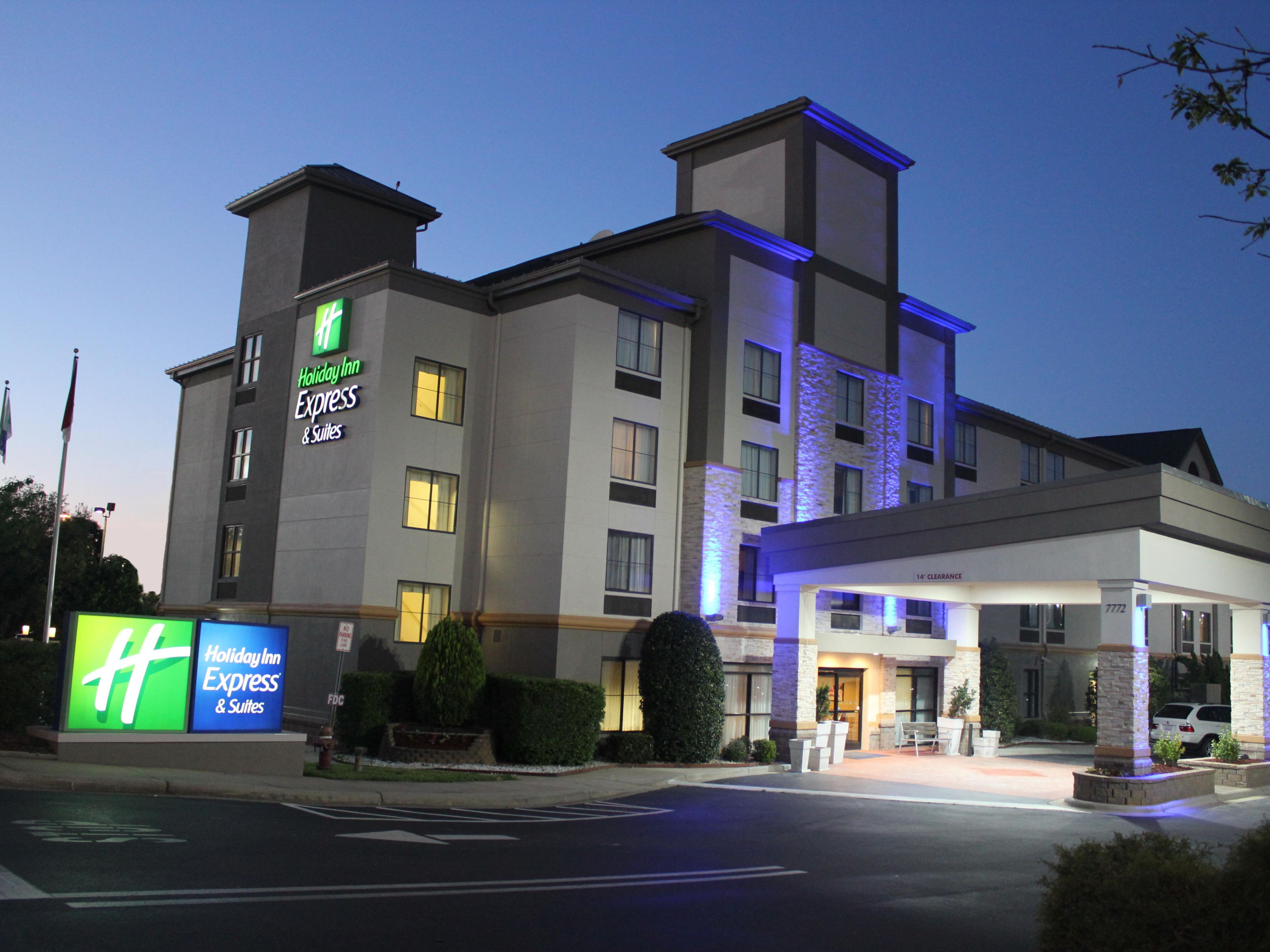 Concord Hotels Holiday Inn Express