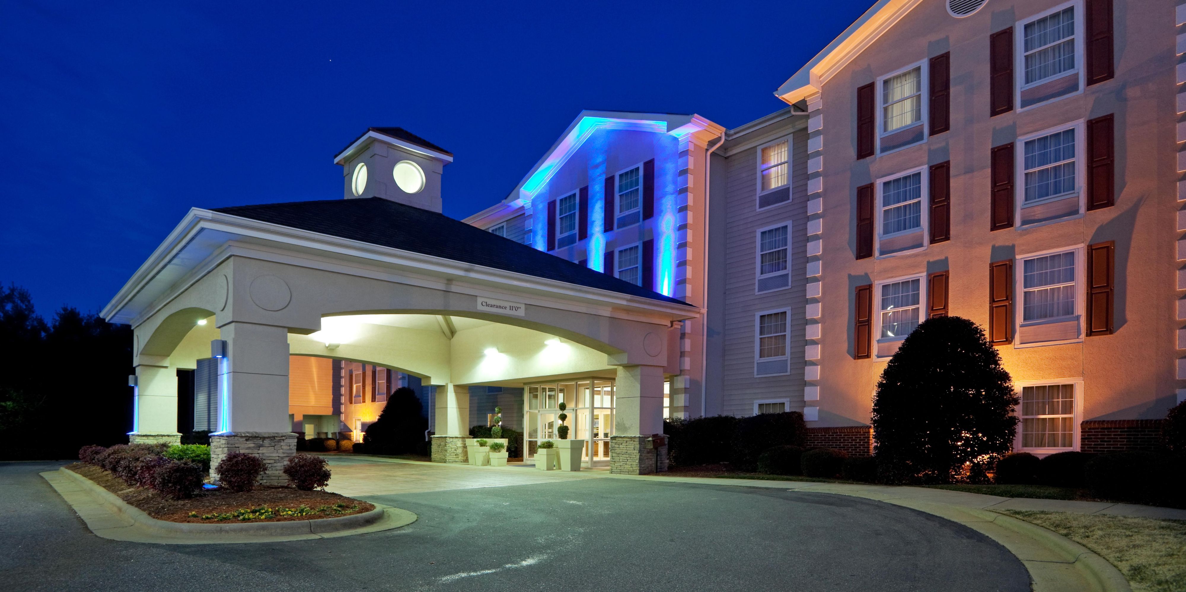 Holiday Inn Express & Suites Conover (Hickory Area)