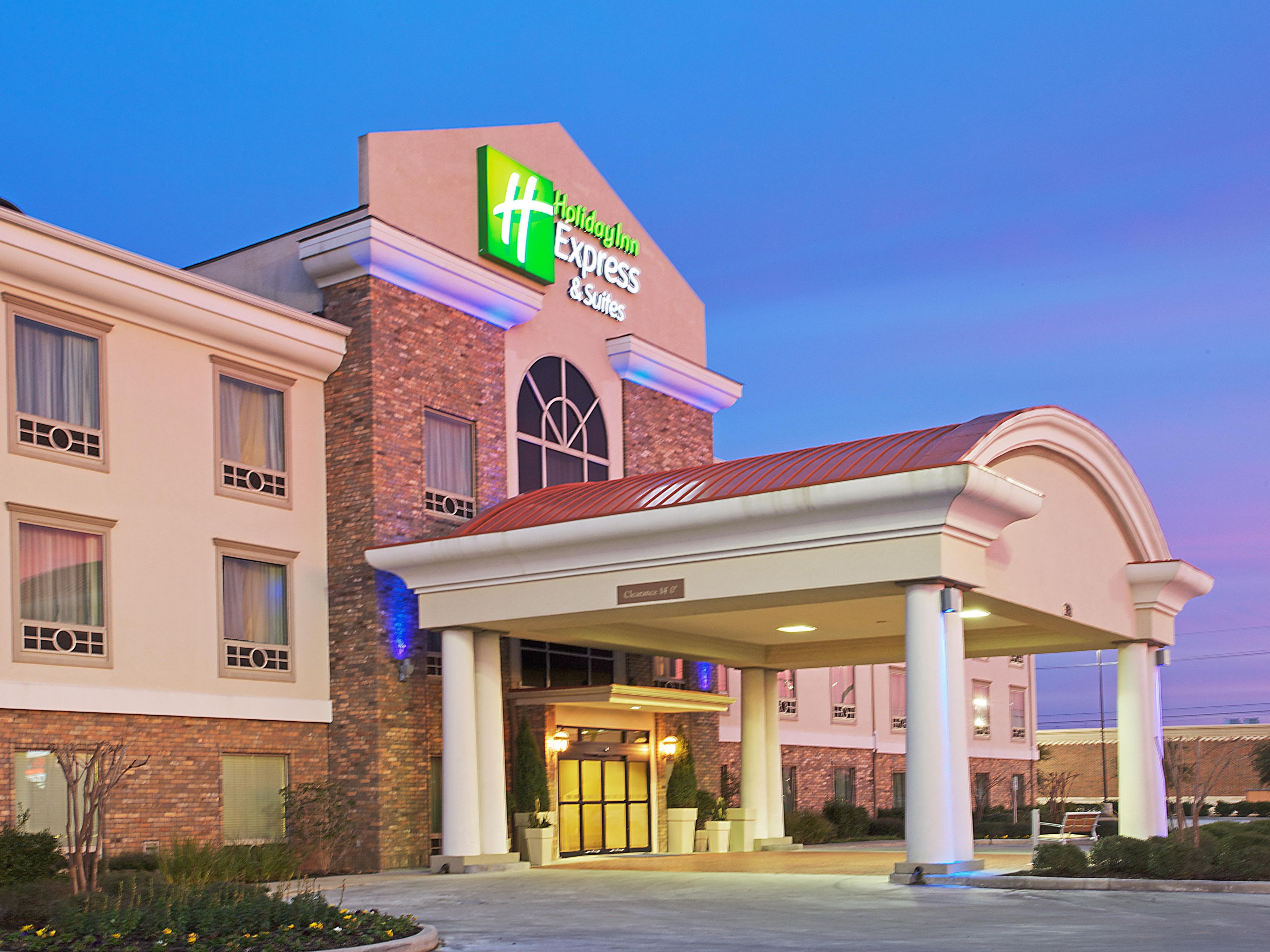 Holiday Inn Express Suites Conroe I 45 North Hotel by IHG